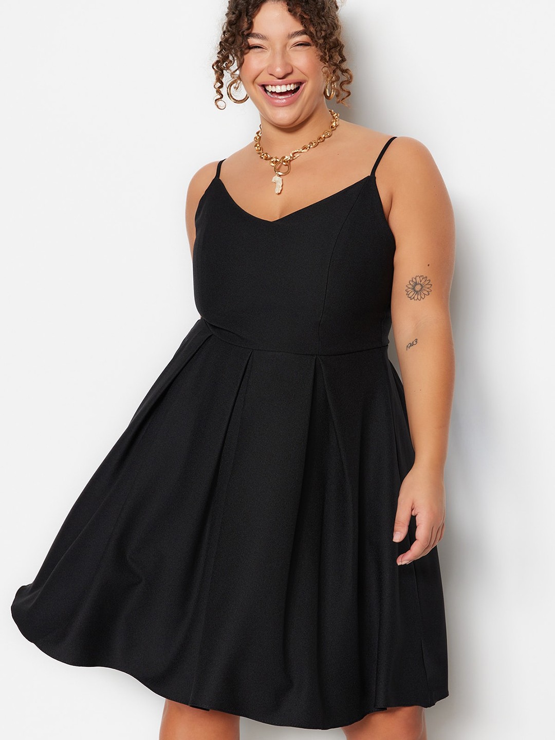 

Trendyol Shoulder Straps Fit & Flare Dress, Na