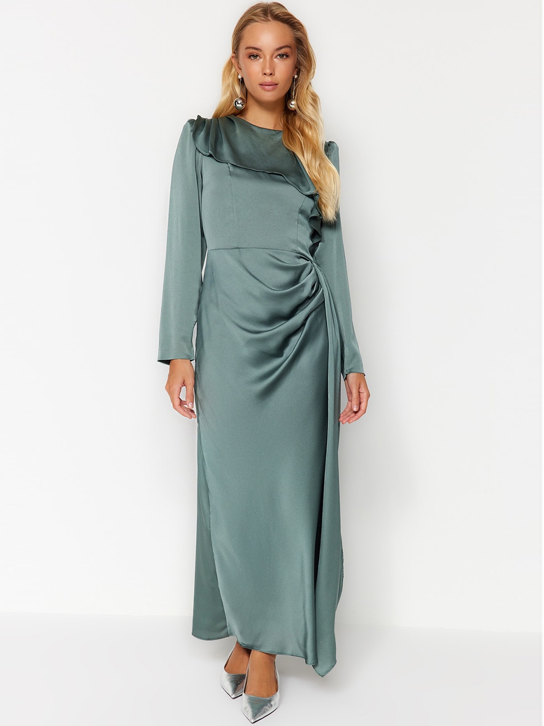 

Trendyol Round Neck Long Sleeves Maxi Dress, Na