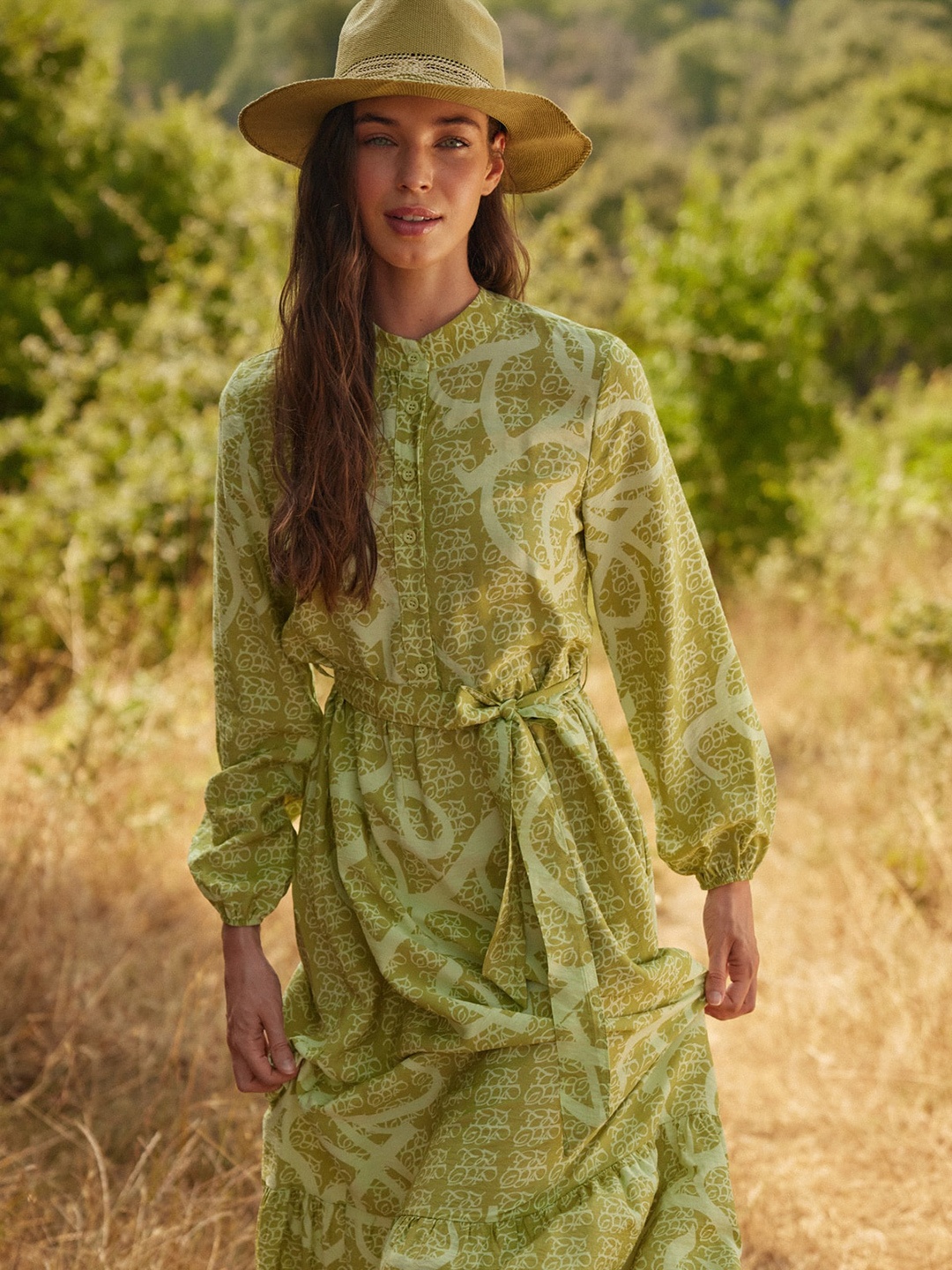 

Trendyol Abstract Print Mandarin Collar Long Cuffed Sleeves A-Line Dress, Na
