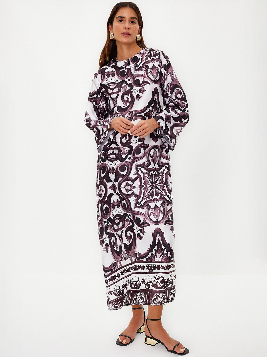 

Trendyol Ethnic Motifs Printed A Line Maxi Dress, White
