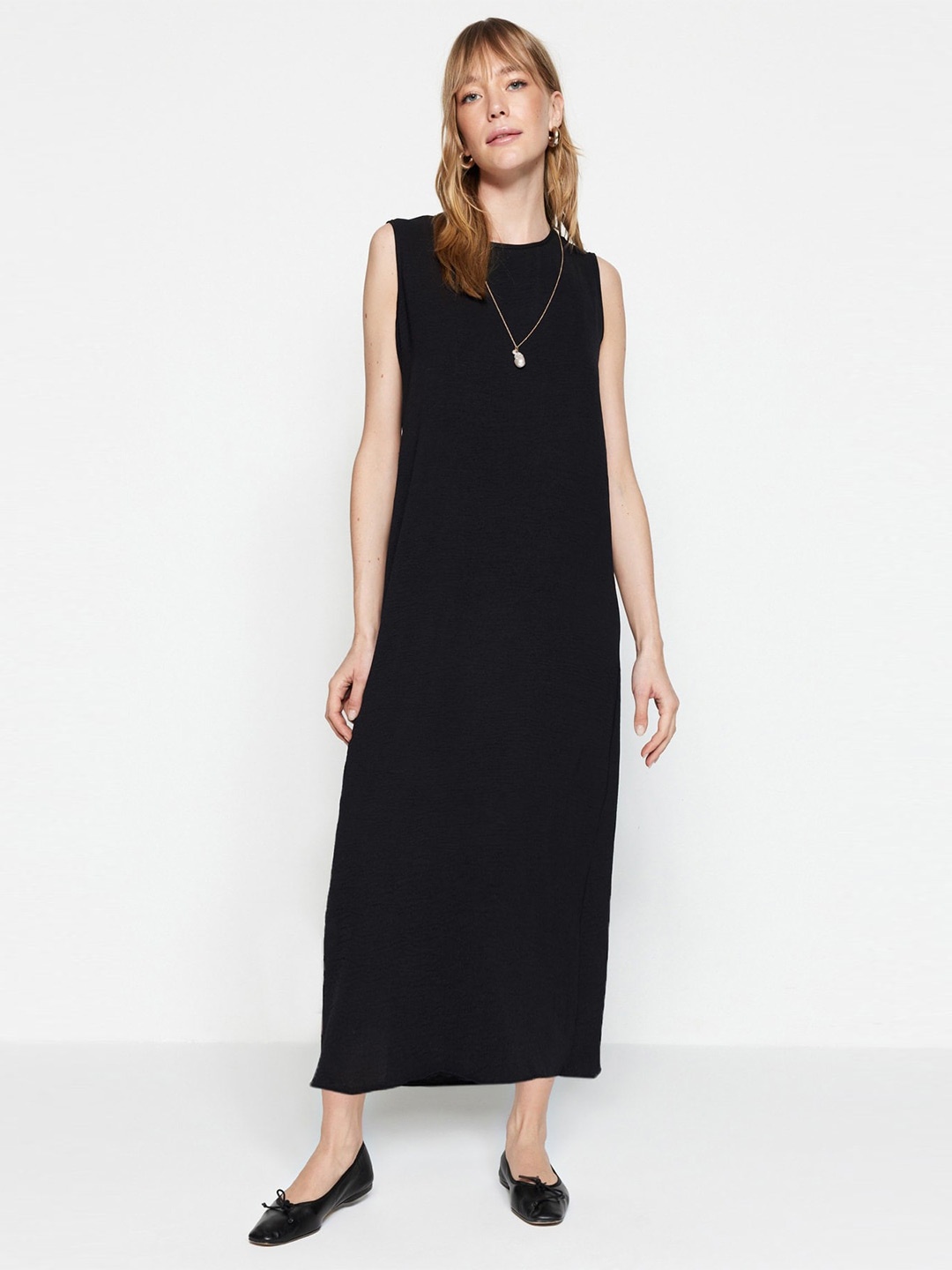 

Trendyol Round Neck Sleeveless Maxi Dress, Black