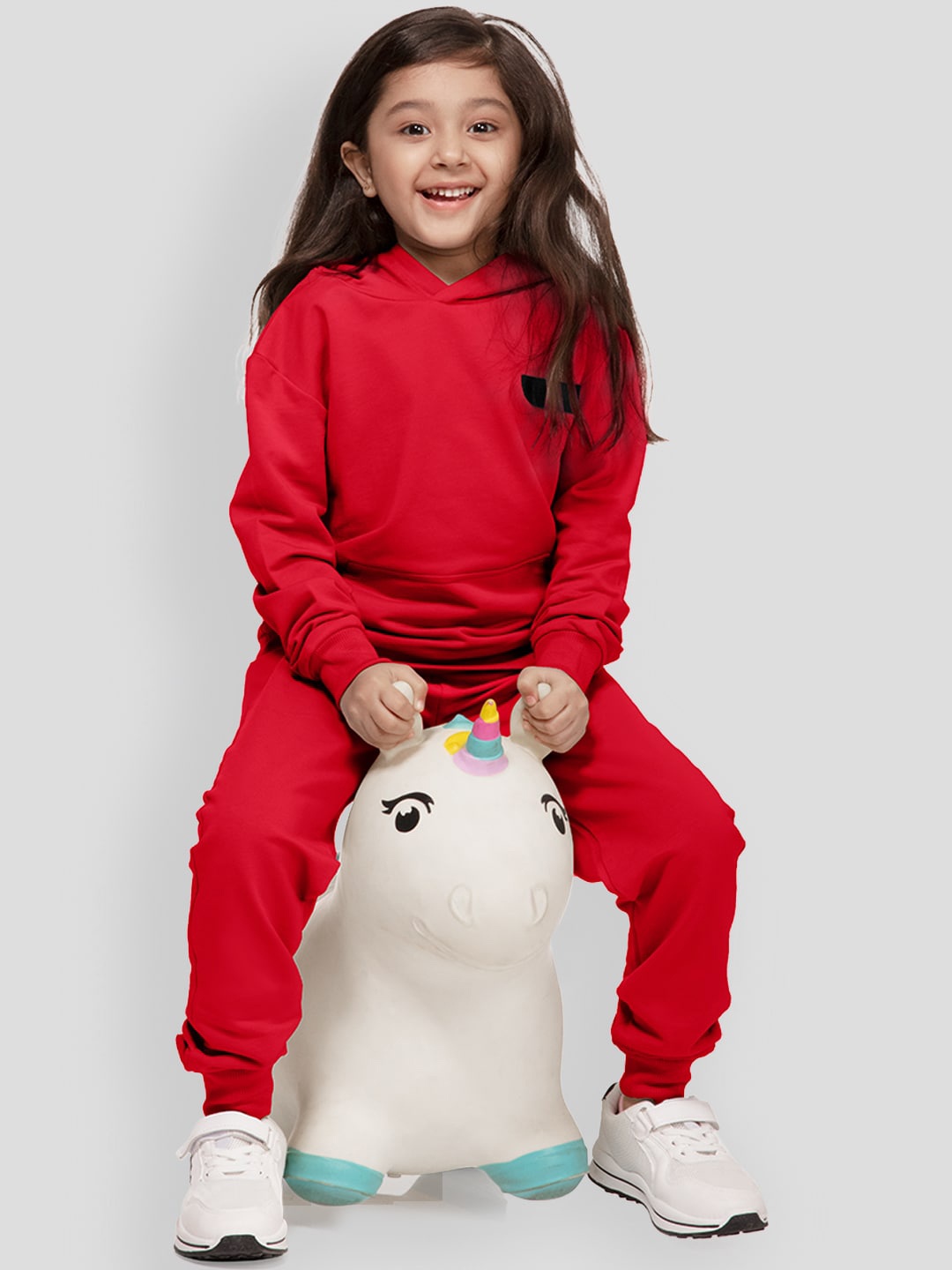 

PANGOLIN Girls Cotton Joggers, Red