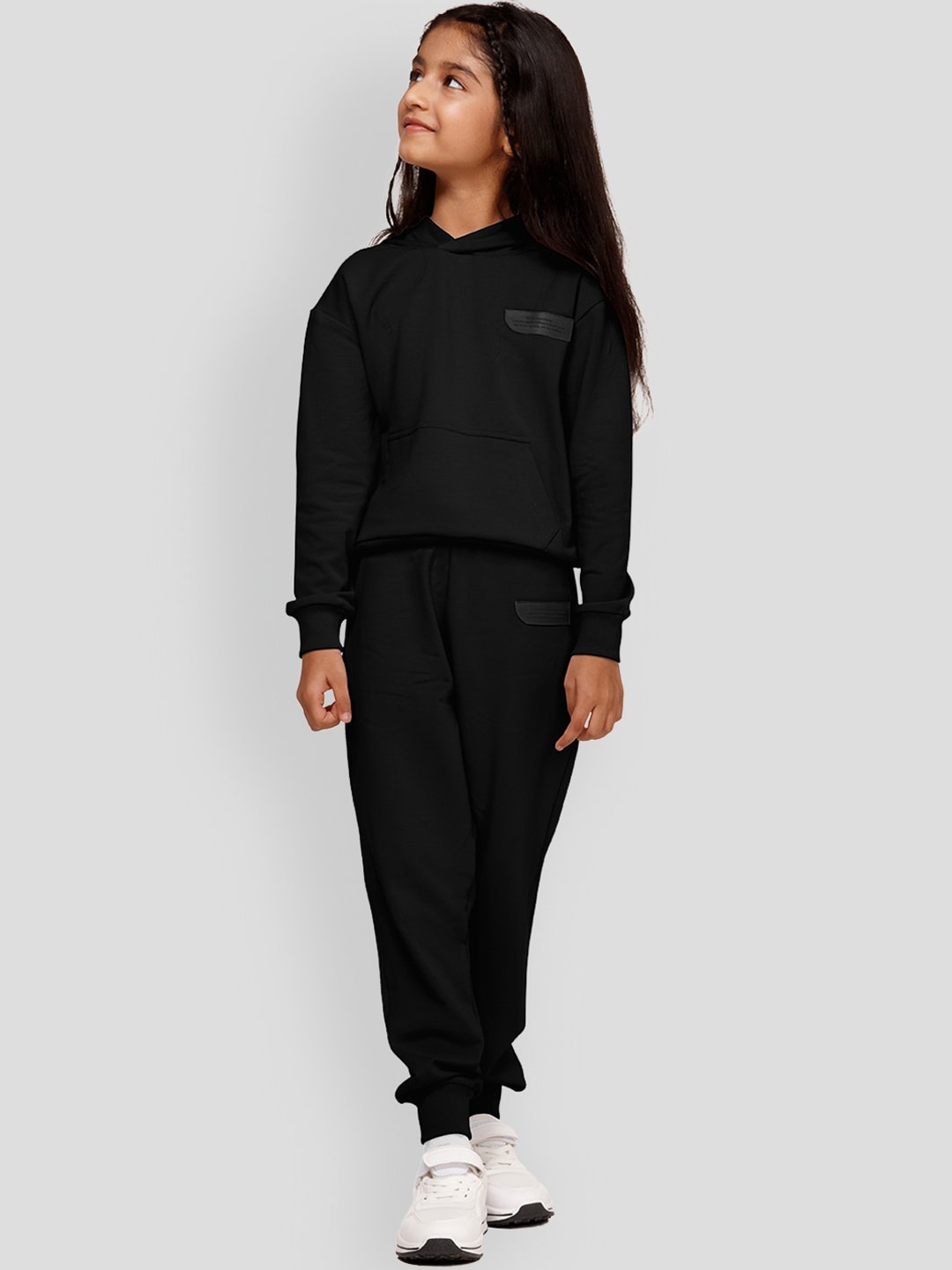 

PANGOLIN Girls Cotton Joggers, Black