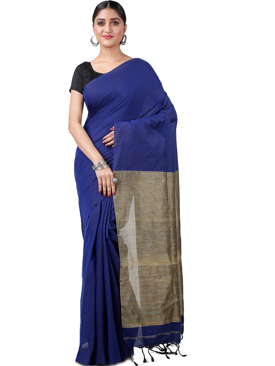 

PuJoy Woven Design Taant Saree With Tassels, Blue