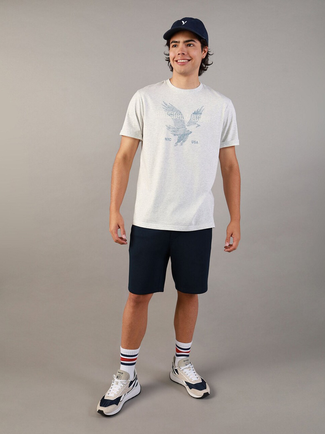 

AMERICAN EAGLE OUTFITTERS Cotton Round Neck Applique T-shirt, White