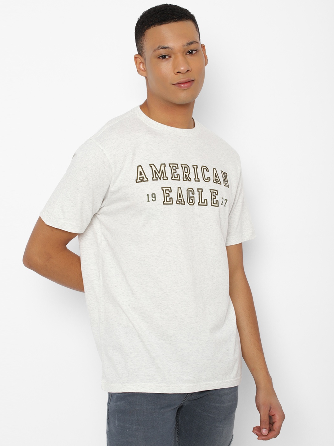 

AMERICAN EAGLE OUTFITTERS Men Typography Printed Applique T-shirt, Grey