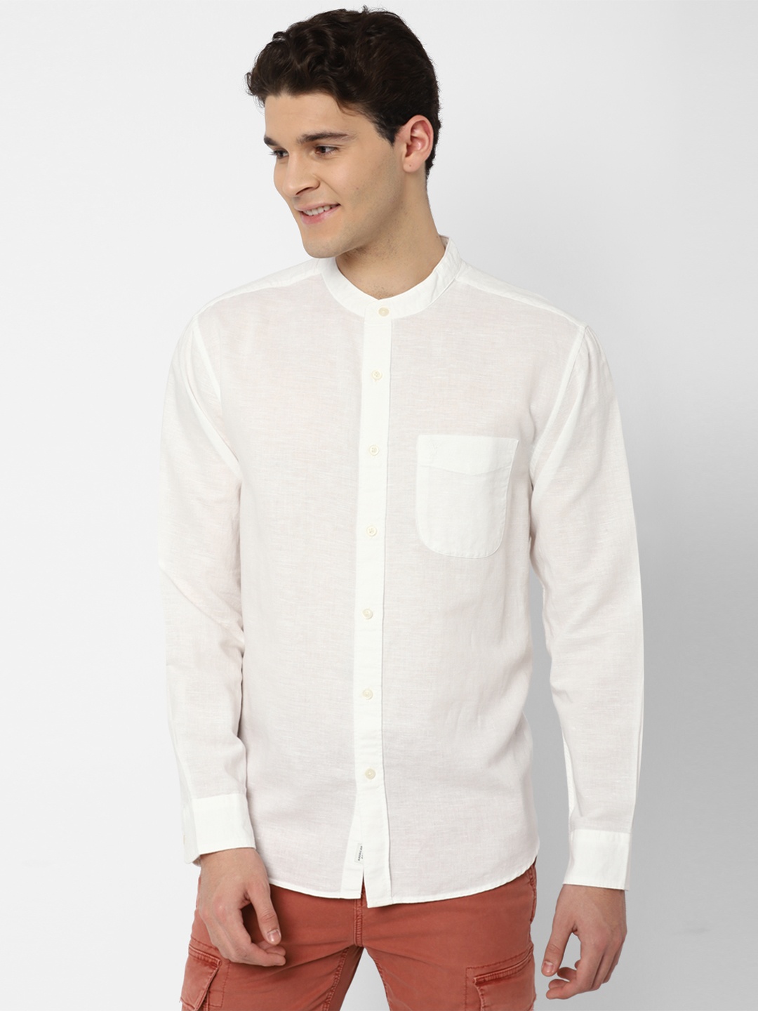 

AMERICAN EAGLE OUTFITTERS Mandarin Collar Opaque Casual Shirt, White