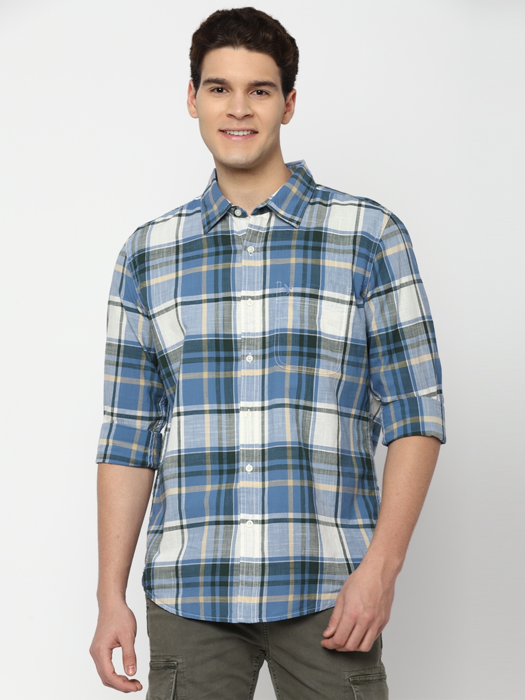 

AMERICAN EAGLE OUTFITTERS Men Slim Fit Tartan Checks Opaque Checked Casual Shirt, Blue