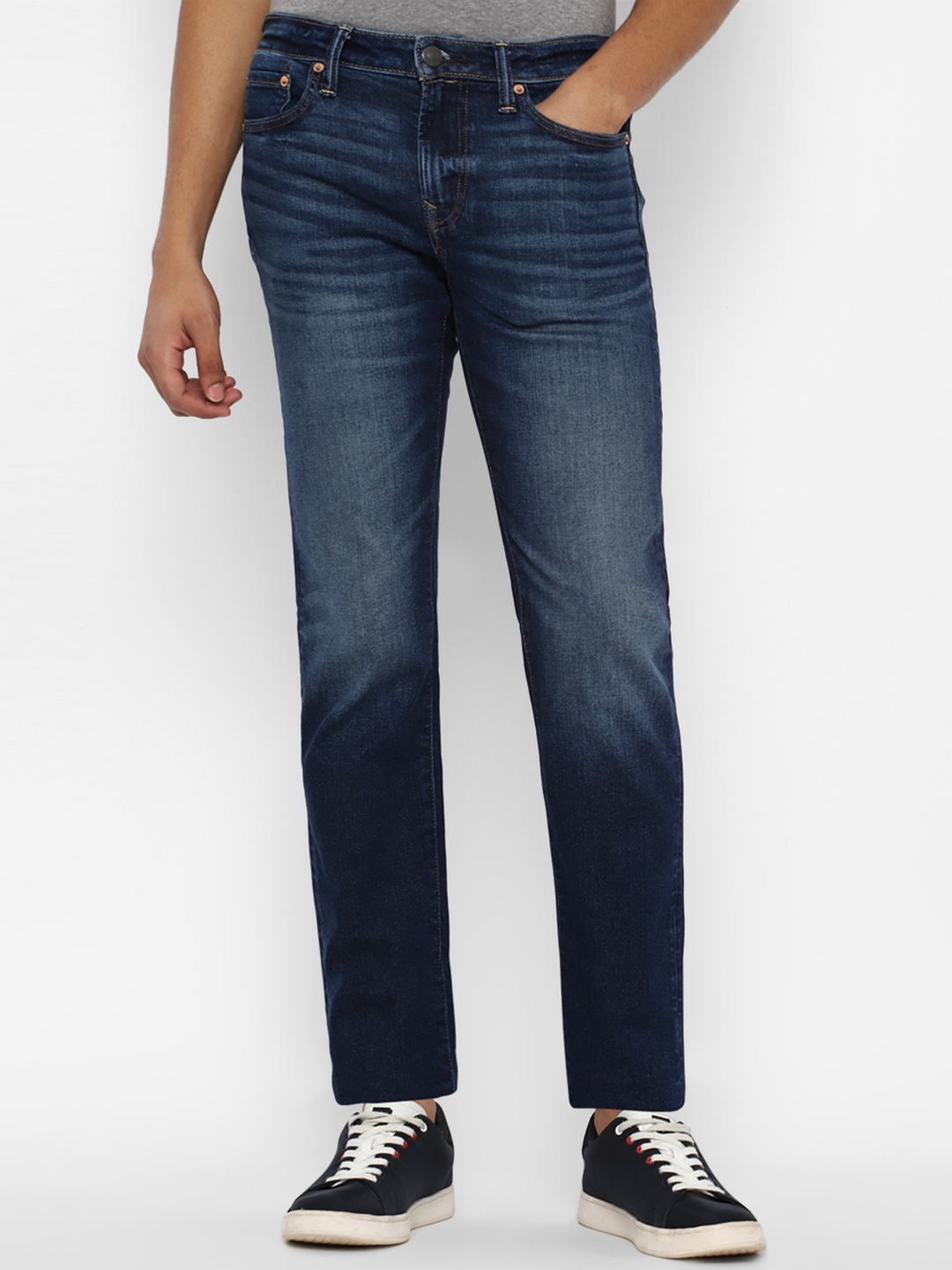 

AMERICAN EAGLE OUTFITTERS Men Slim Fit Light Fade Jeans, Navy blue