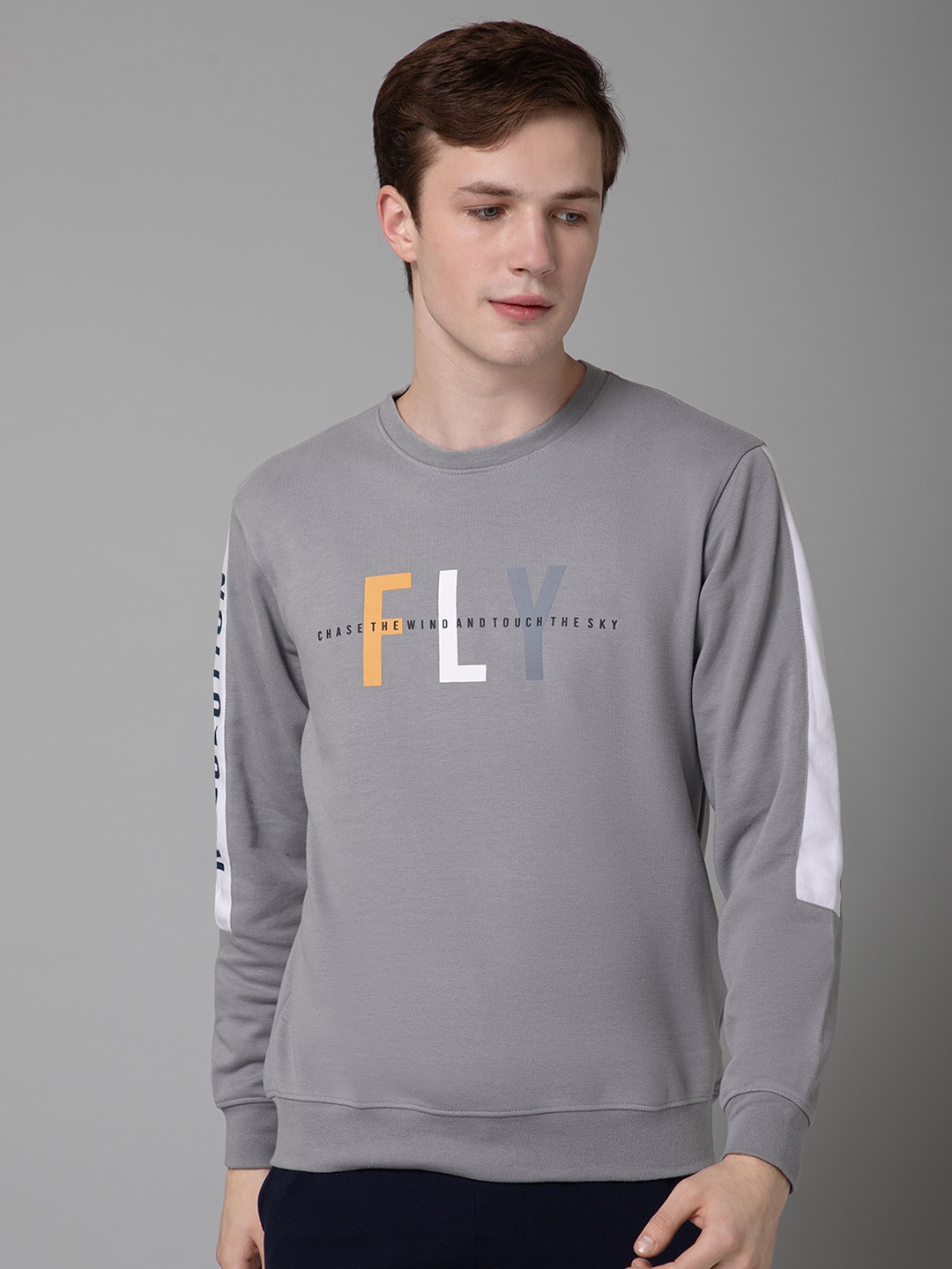 

Cantabil Typography Printed Round Neck Pullover, Grey