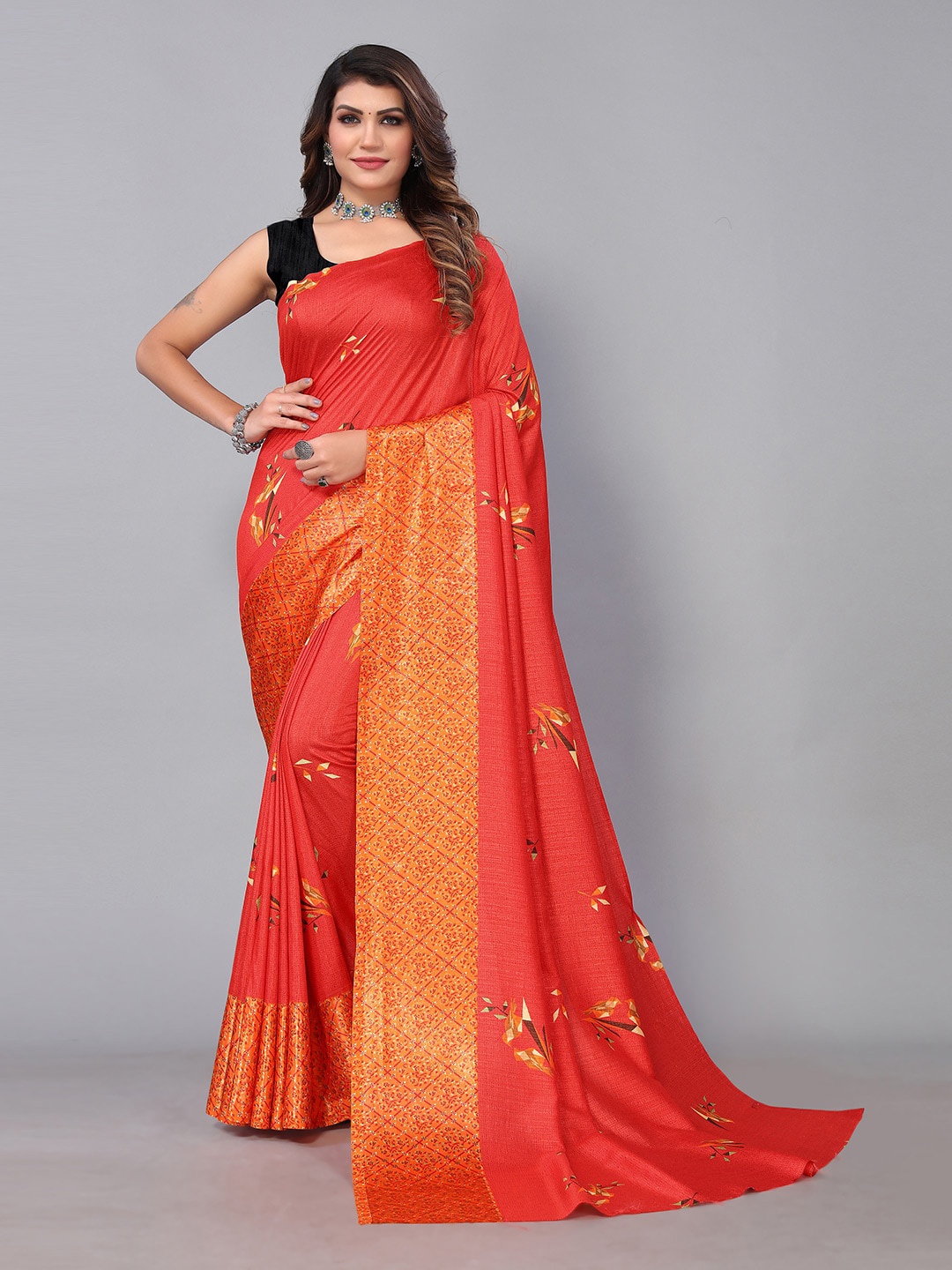 

HRITIKA Floral Printed Saree, Red