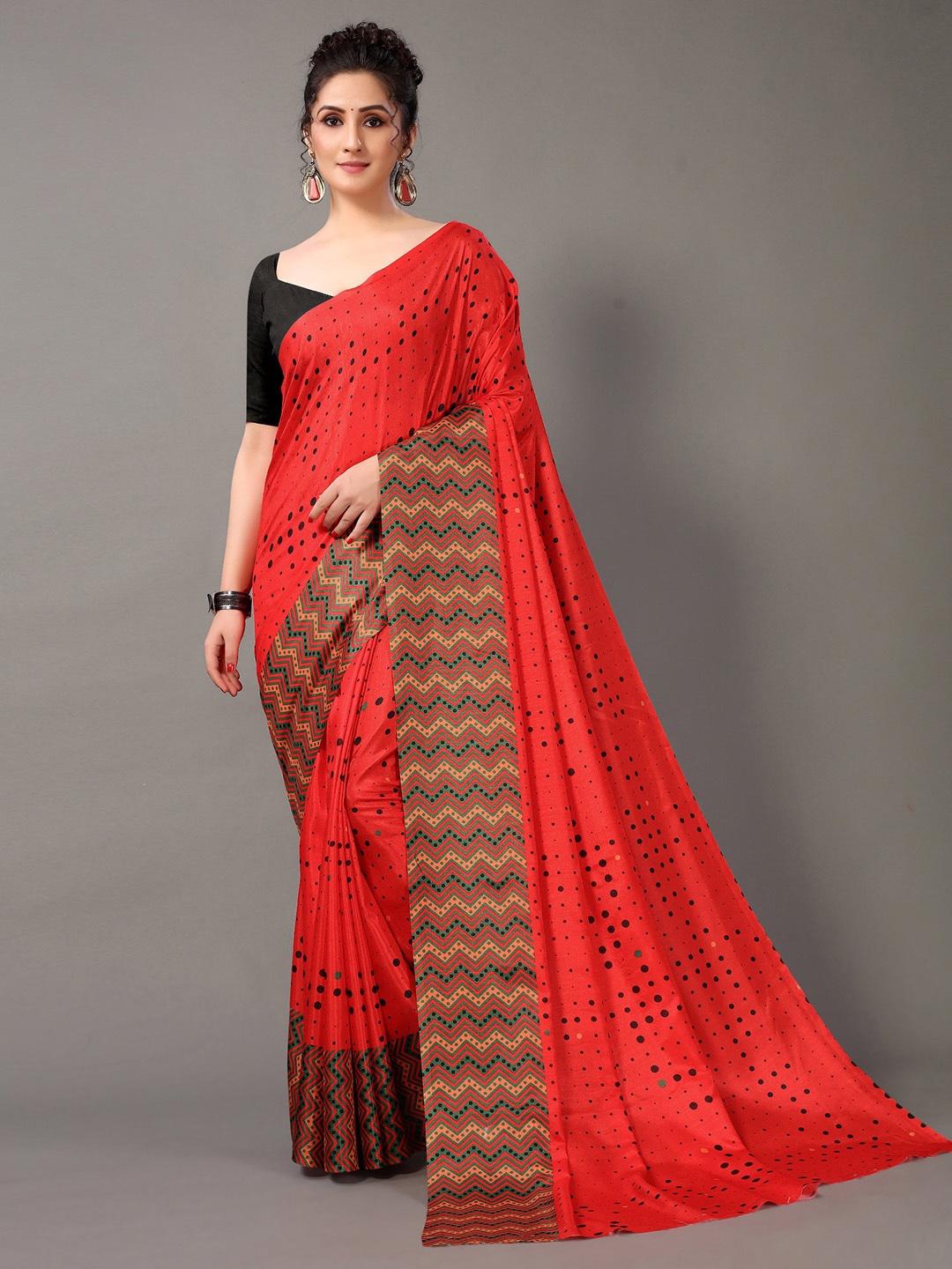 

HRITIKA Polka Dot Printed Saree, Red