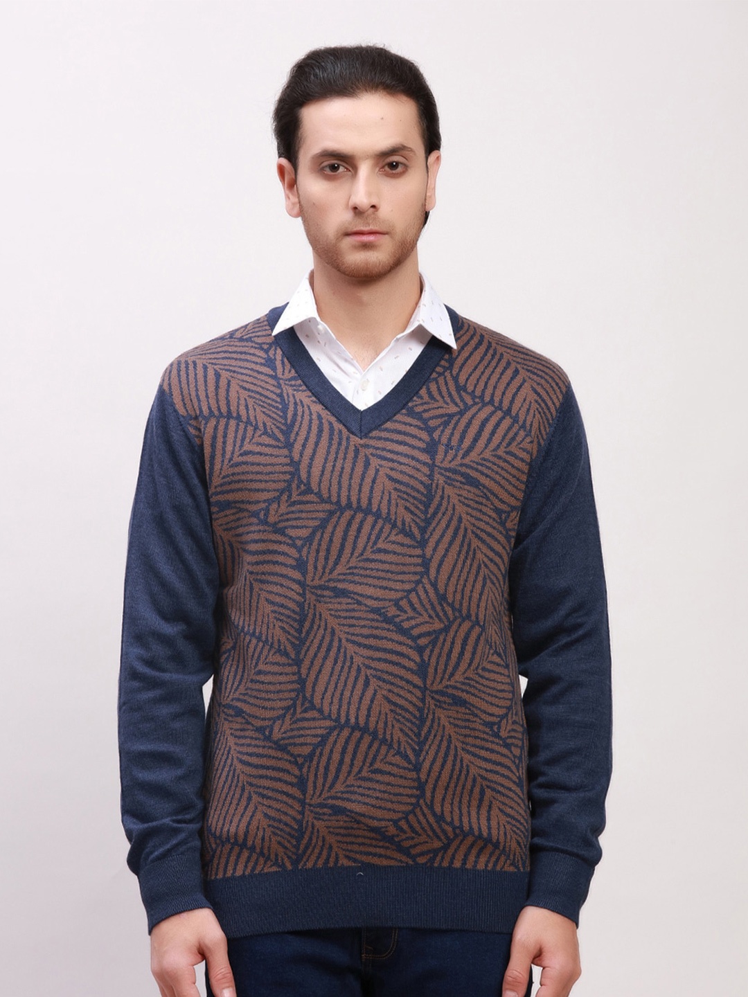 

ColorPlus Floral Printed Woollen Pullover, Blue