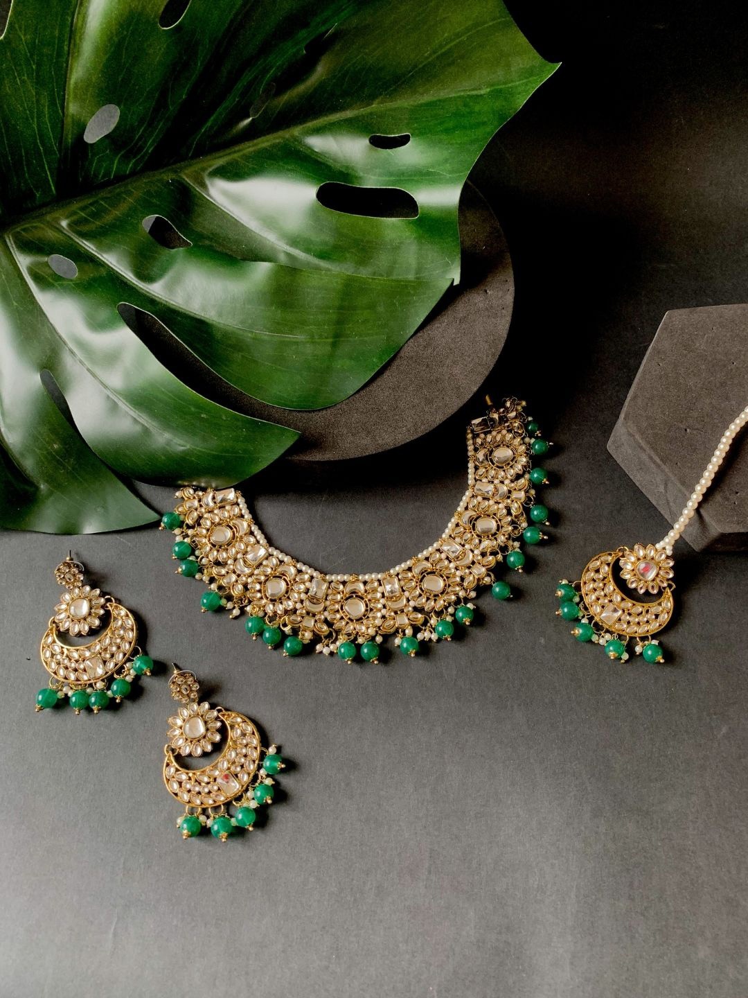 

I Jewels Gold Plated Kundan & Pearls Studded Jewellary Set, Green