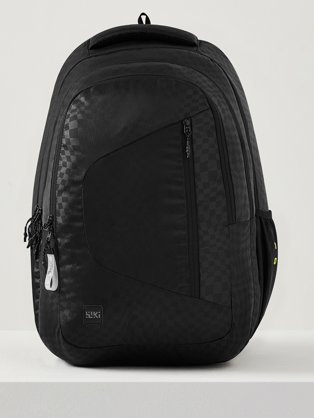 

Wildcraft Kids Checked ClimaCool Backpack-Up to 18 inch, Black