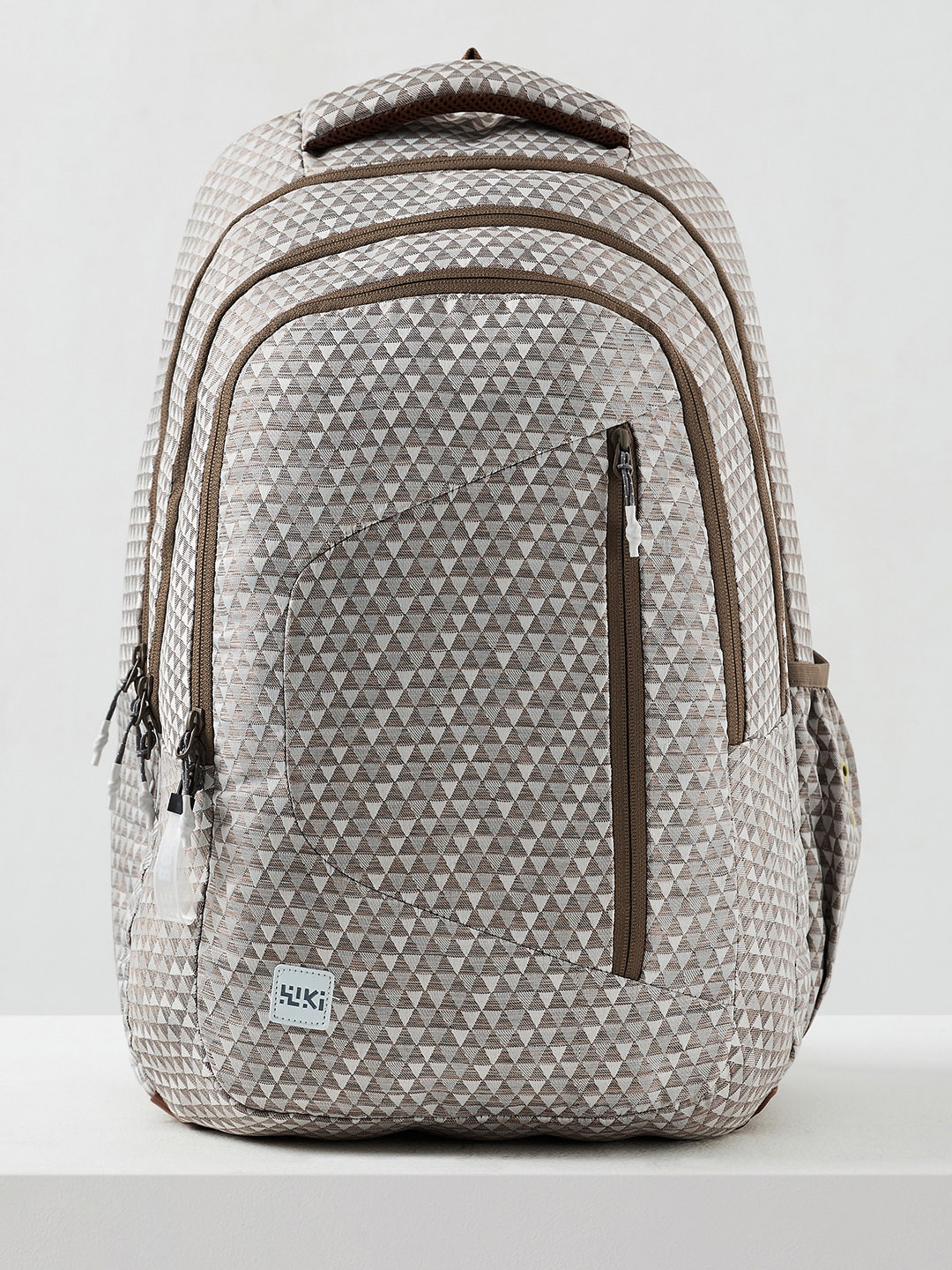 

Wildcraft Kids Geometric Printed ClimaCool Backpack-Up to 18 inch, Beige