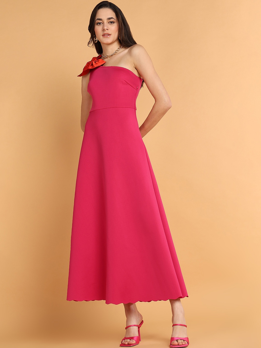 

DODO & MOA Pink One Shoulder Scuba Maxi Dress