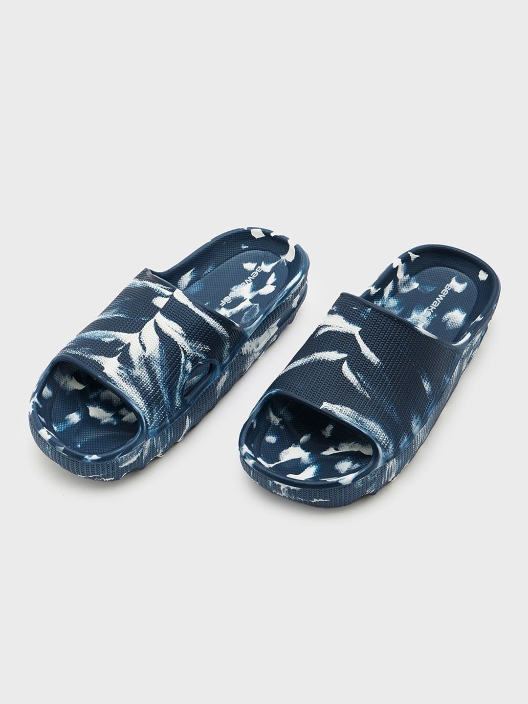 

Bewakoof Men Printed Zig Zag Sliders, Blue