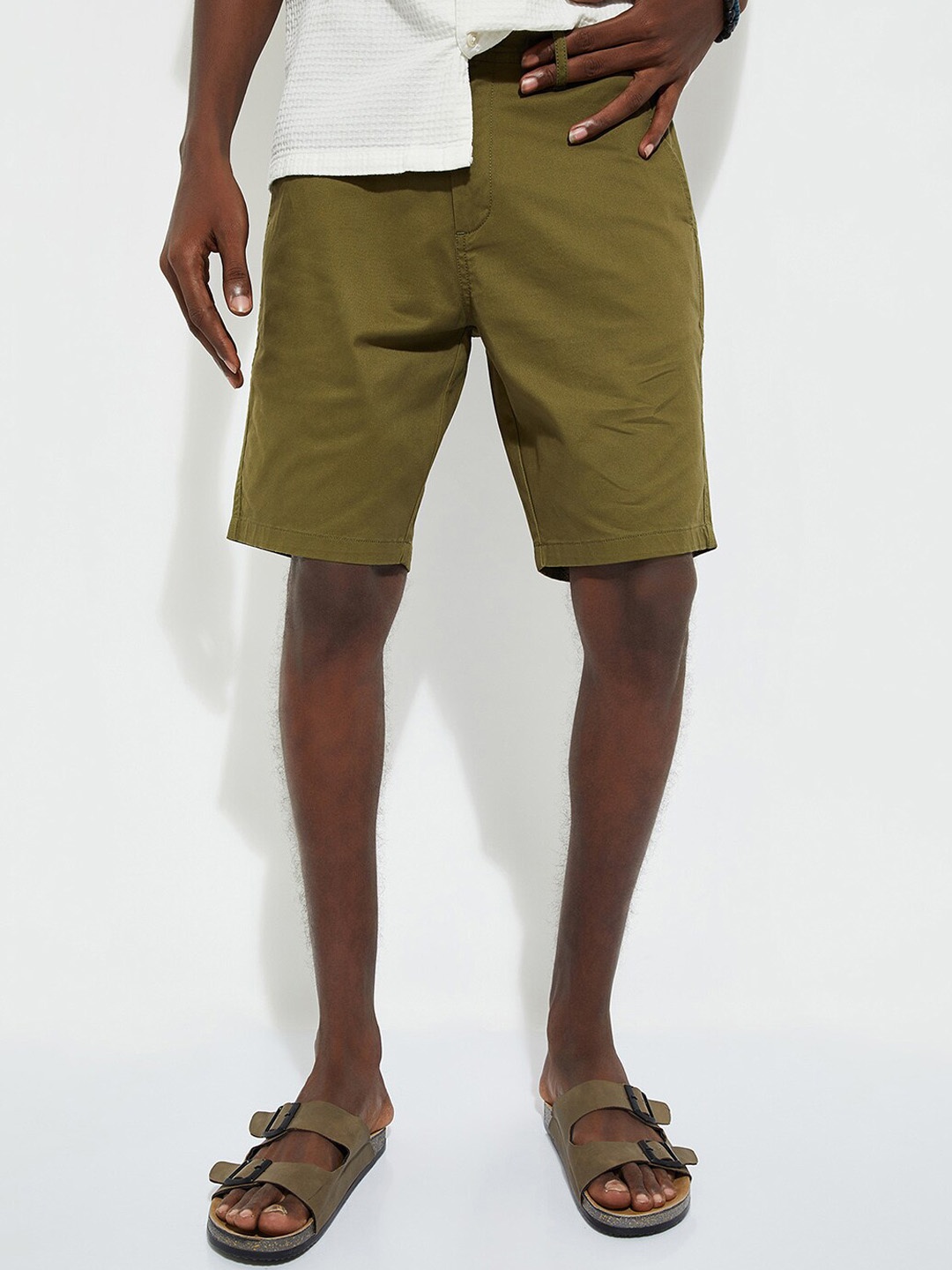 

max URB_N Men Slim Fit Mid-Rise Shorts, Olive