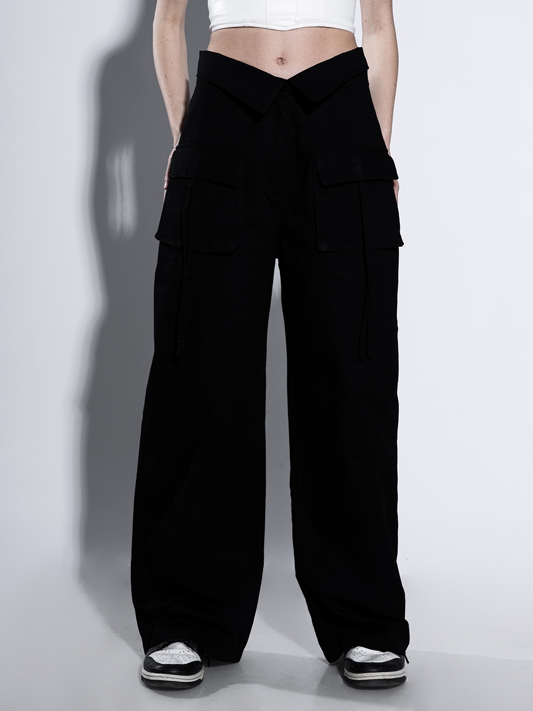

Stylecast X Hersheinbox Women Pure Cotton High-Rise Cargos Trousers, Charcoal
