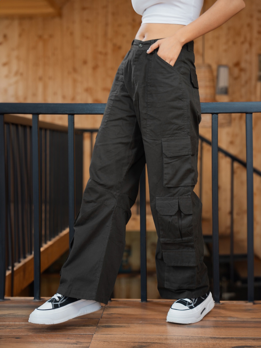 

Stylecast X Hersheinbox Women High-Rise Cotton Cargos, Grey