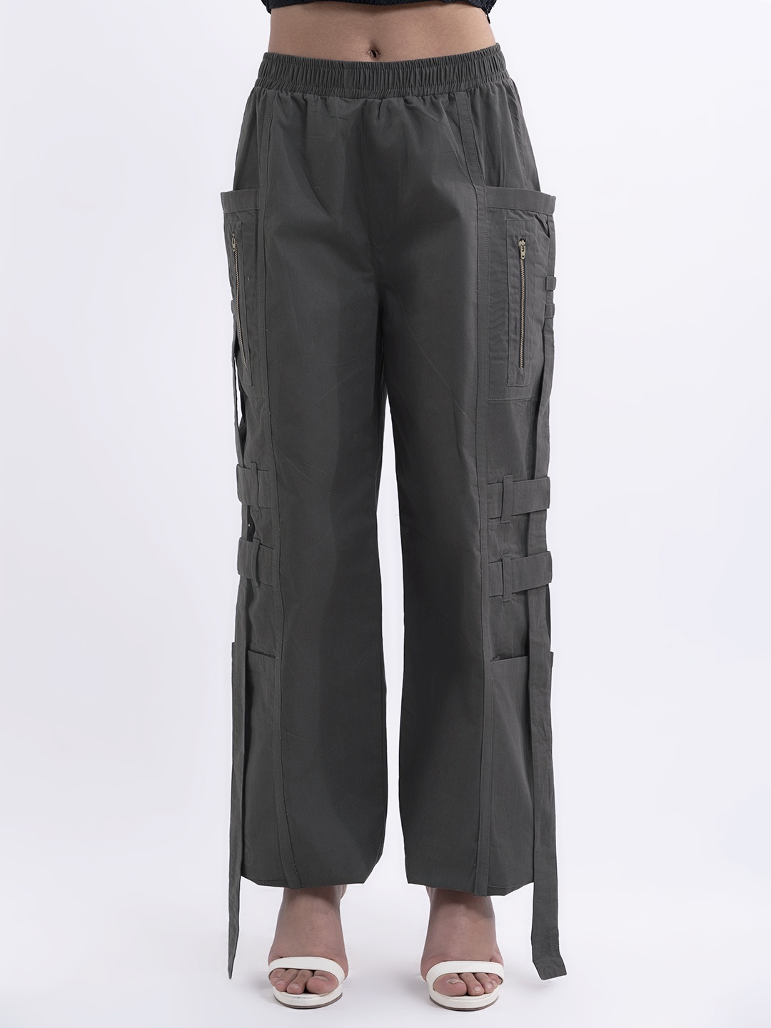 

Stylecast X Hersheinbox Women High-Rise Cotton Cargos, Charcoal