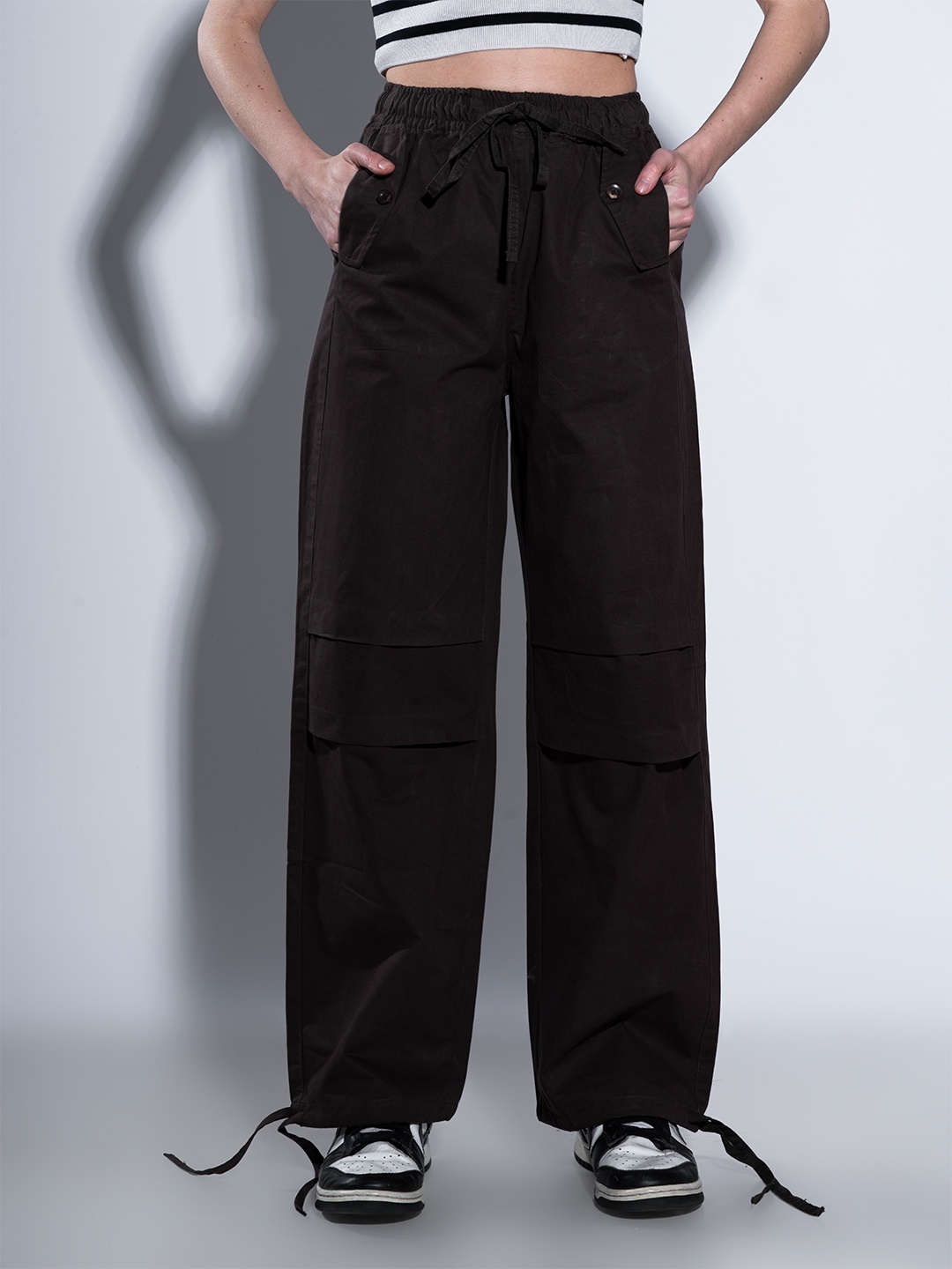 

Stylecast X Hersheinbox Women High-Rise Parachute Pants, Brown