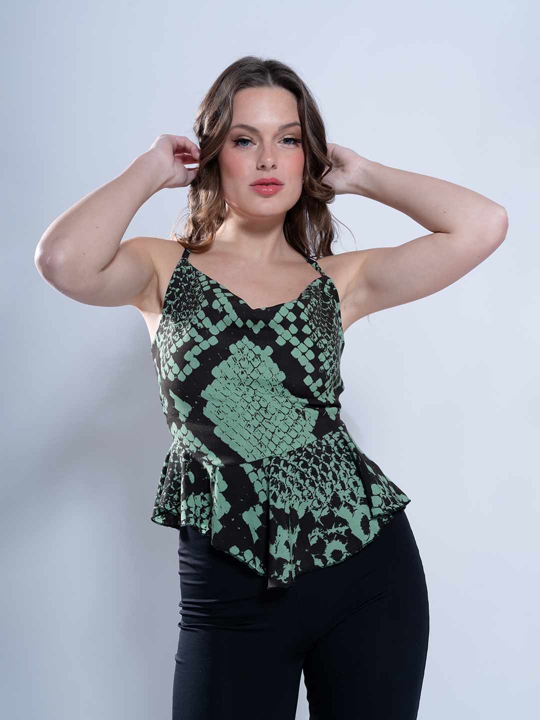 

Stylecast X Hersheinbox Print Cowl Neck Peplum Top, Green