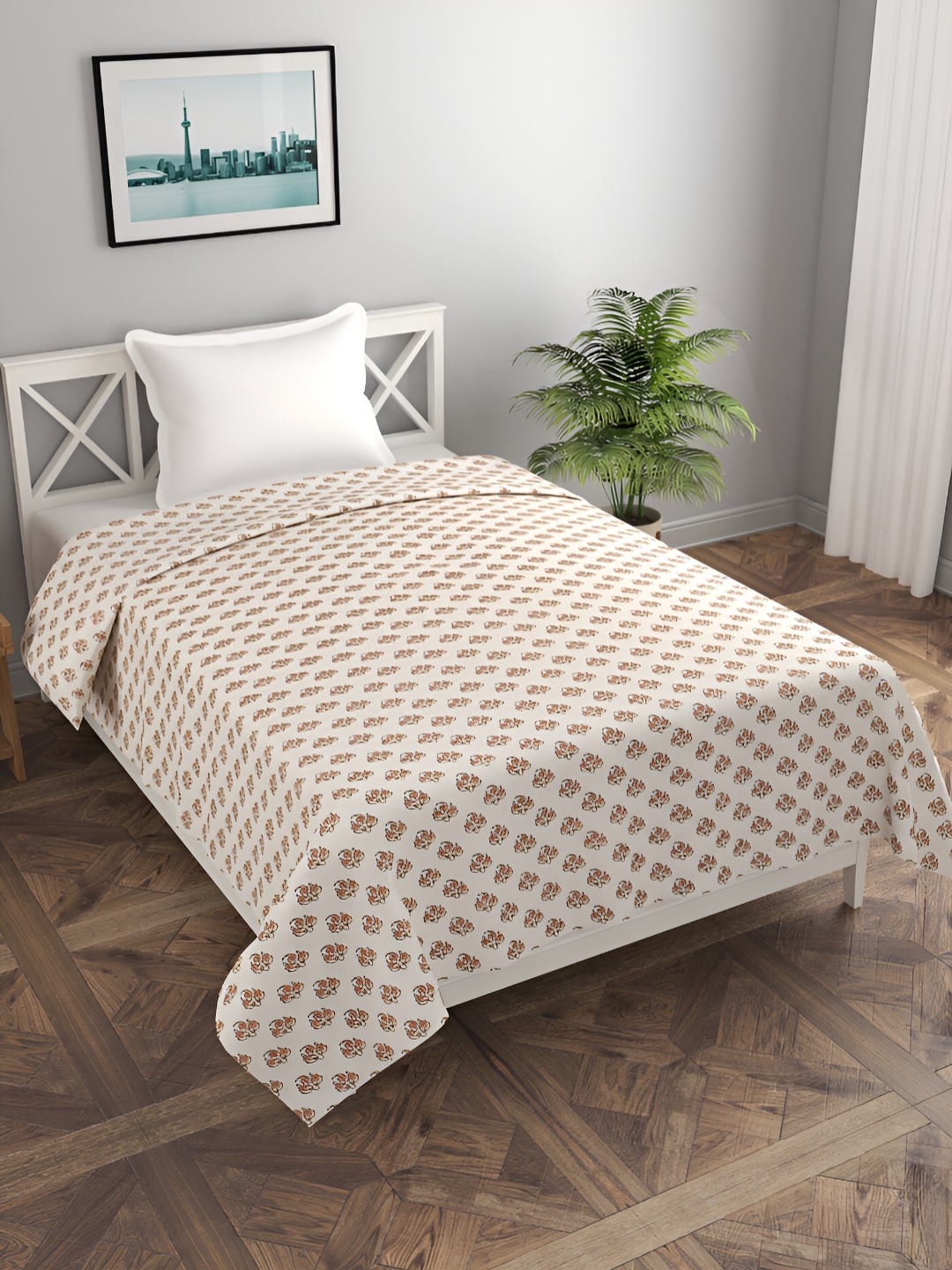 

MORADO Off White & Brown Printed Single Duvet Cover