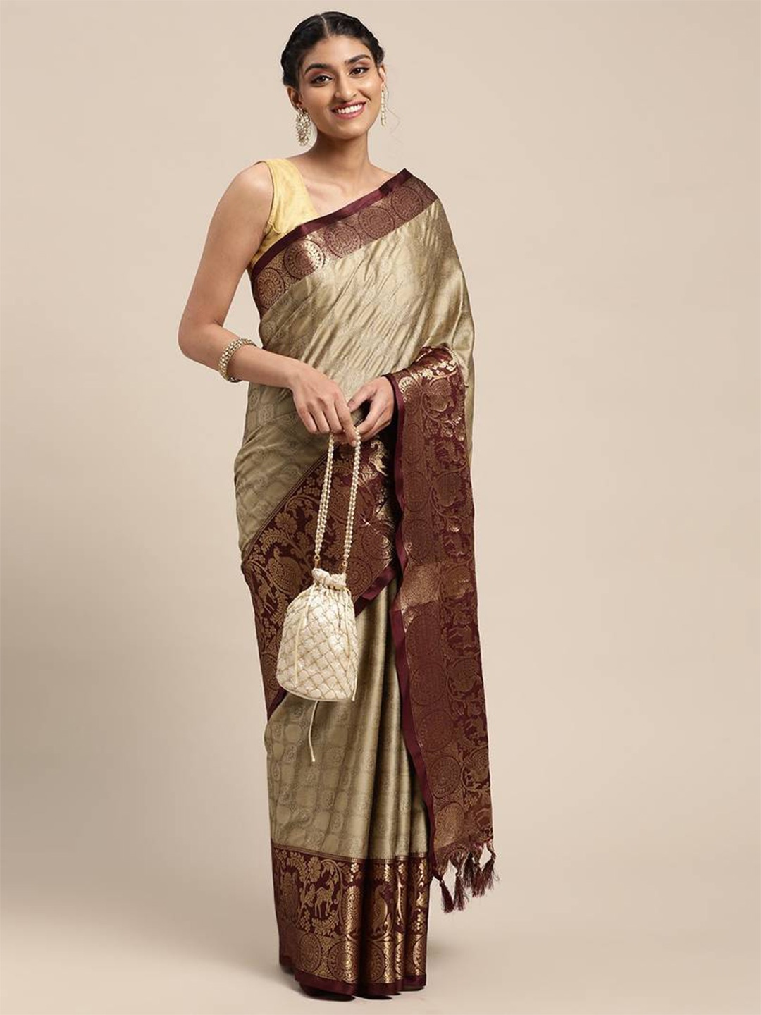 

VASTRAME Ethnic Motifs Woven Design Zari Kanjeevaram Saree, Cream