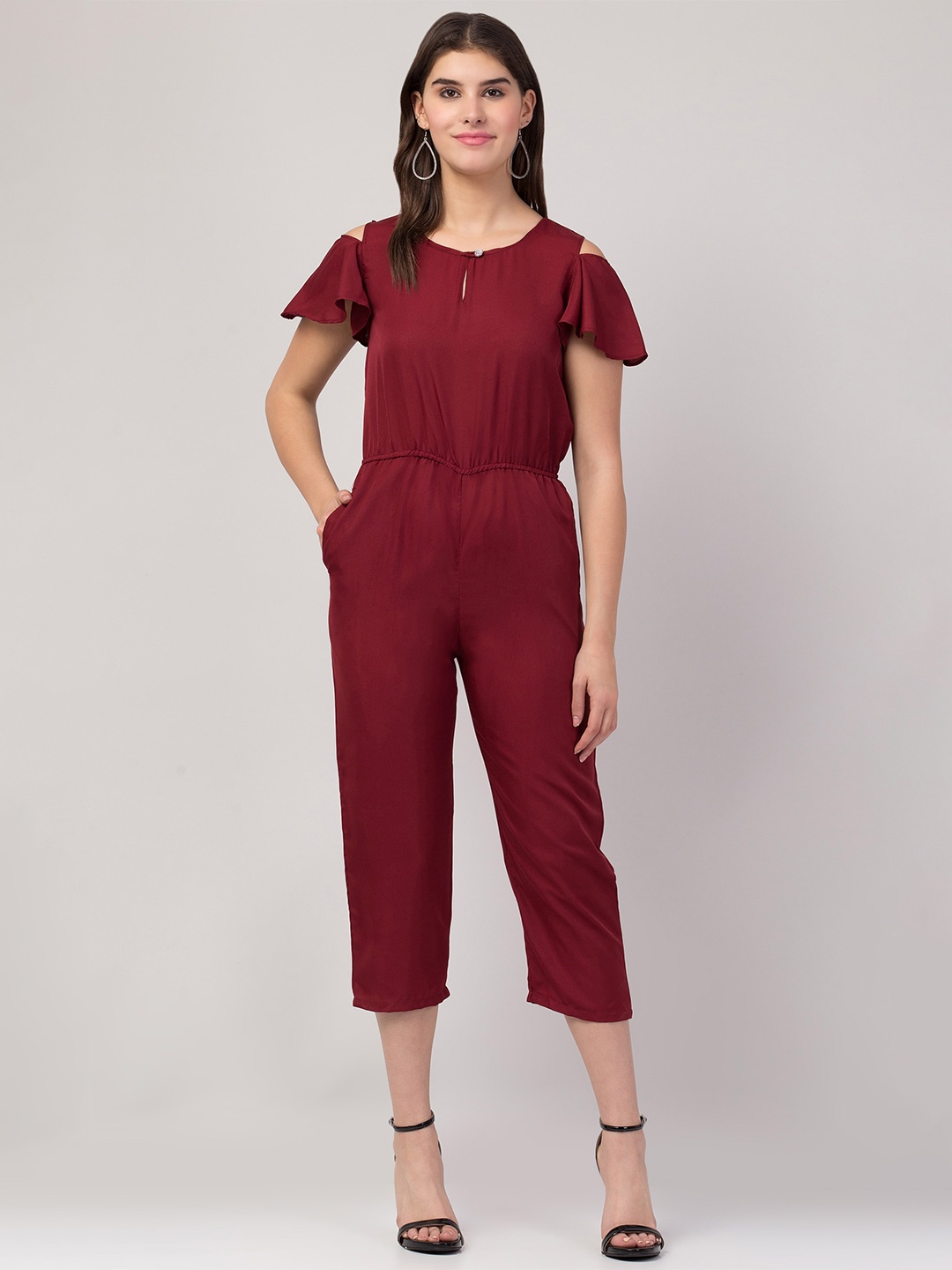 

ADDICTED ATTIRE Round Neck Capri Jumpsuit, Maroon