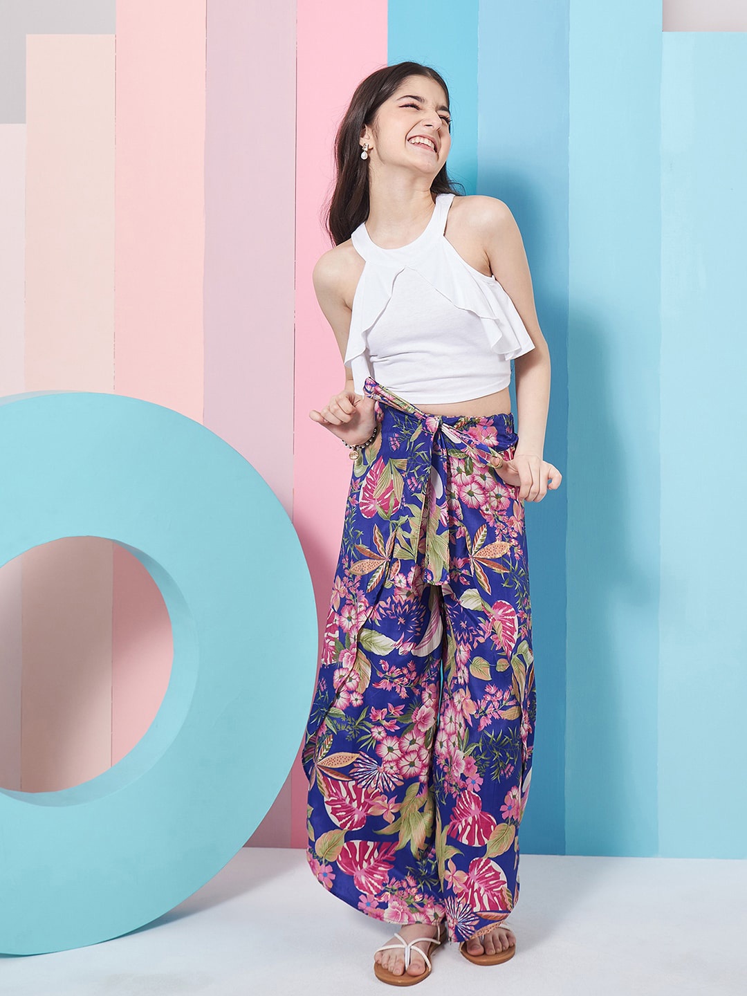 

pspeaches Girls Sleeveless Ruffled Top With Trouser, White