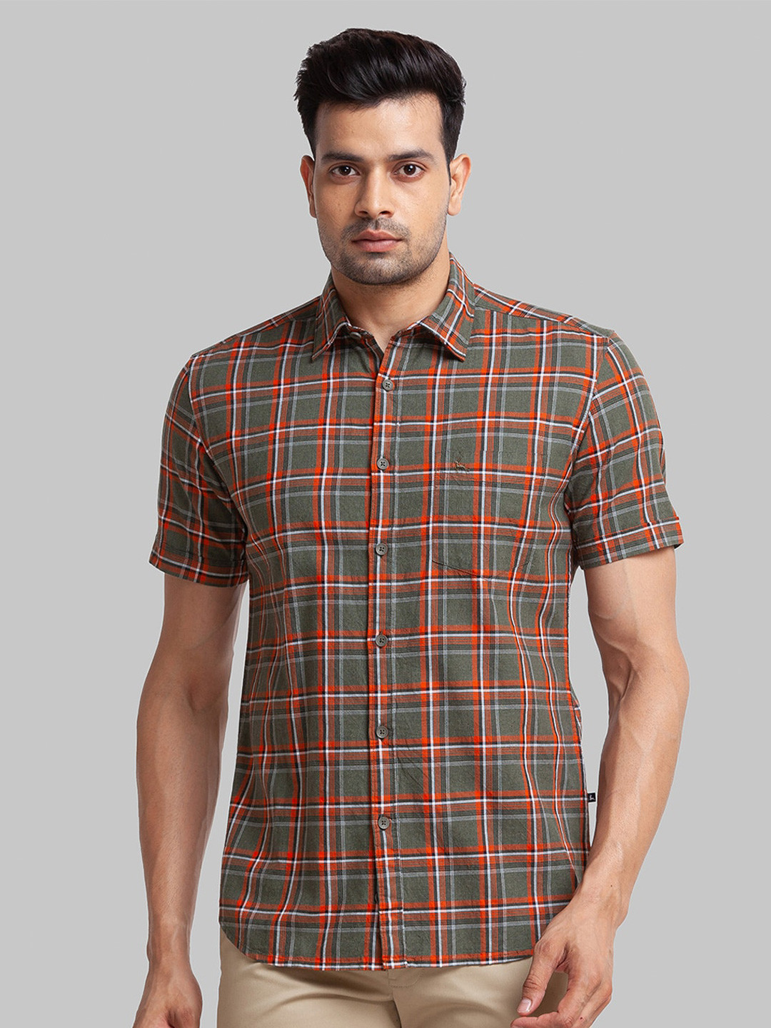 

Parx Tartan Checks Checked Printed Spread Collar Cotton Casual Shirt, Green