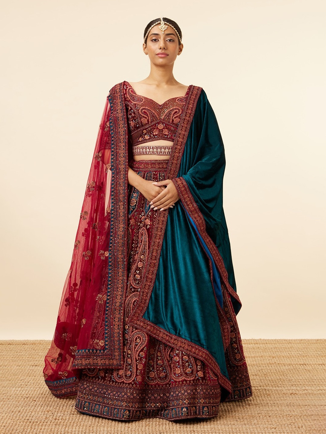 

MOHEY Embroidered Velvet Semi-Stitched Lehenga & Unstitched Blouse With Dupatta & Belt, Red