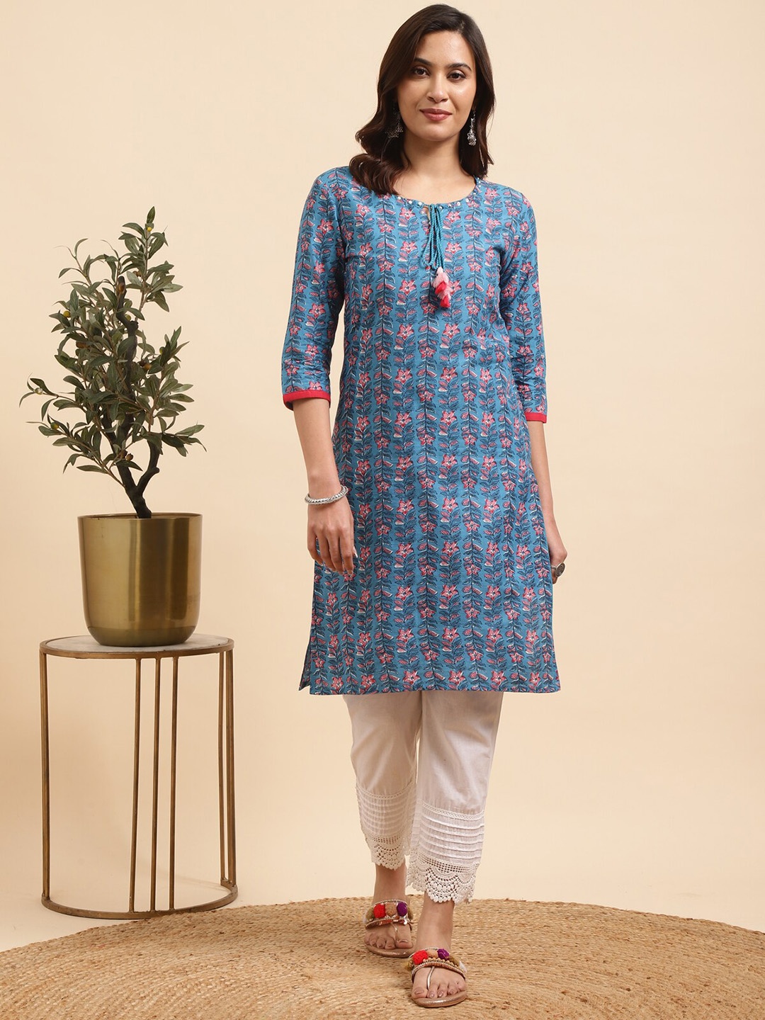 

Rangita Floral Printed Tie-Up Neck Pure Cotton Straight Kurta with Trousers, Blue