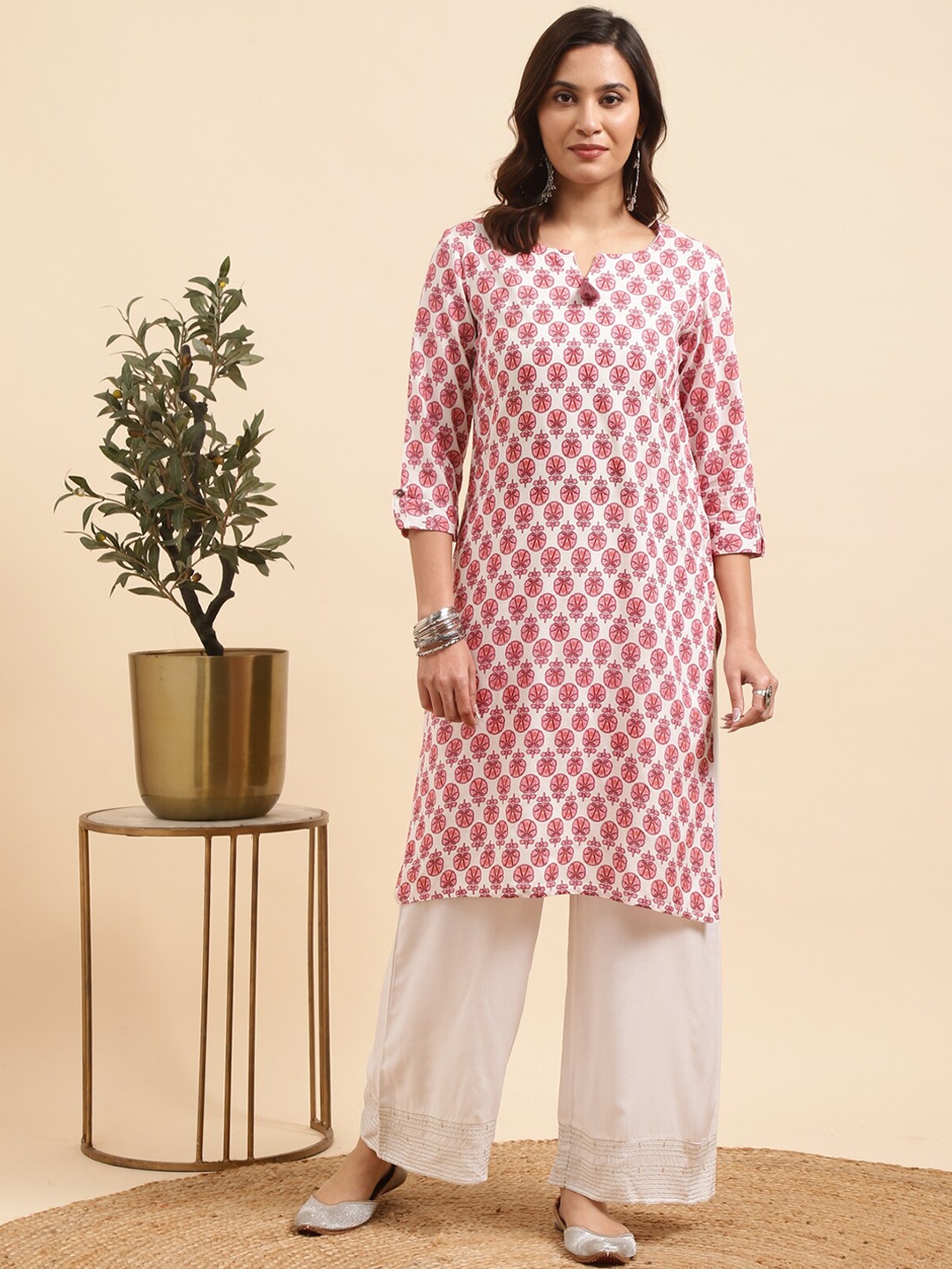 

Rangita Ethnic Motifs Printed Notch Neck Straight Kurta With Palazzos, Pink