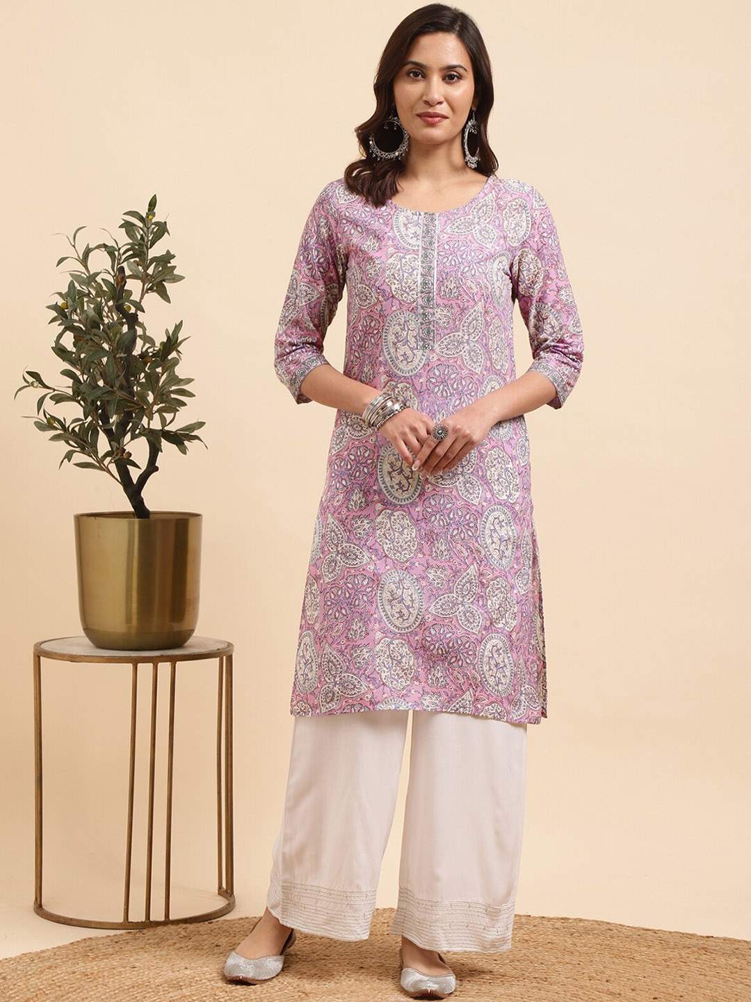 

Rangita Ethnic Motifs Printed Regular Pure Cotton Kurta With Palazzo, Purple