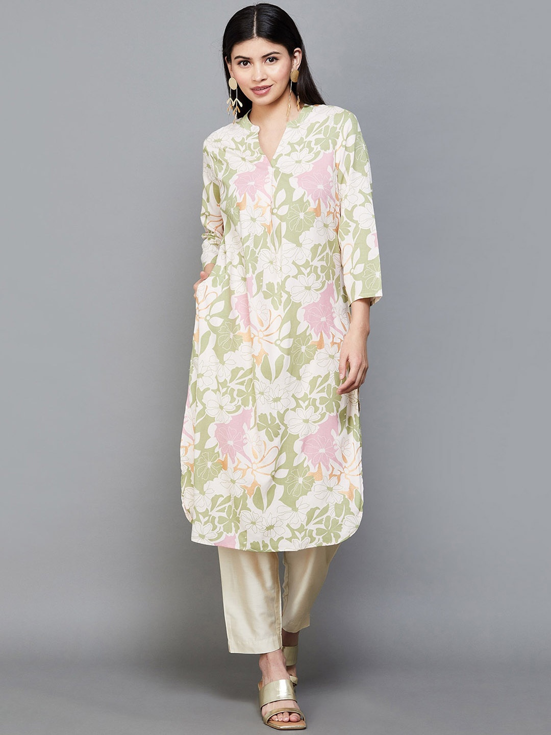 

Melange by Lifestyle Mandarin Collar Three Quarter Sleeves Floral Printed Kurta, Off white