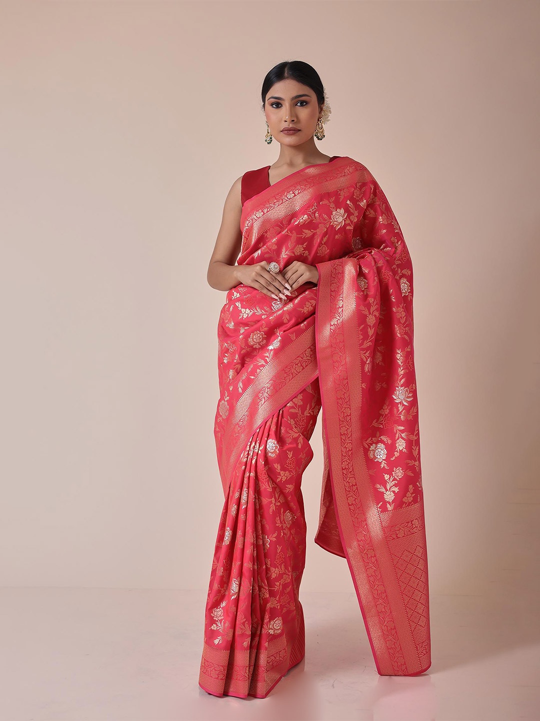 

ZARI Woven Design Floral Zari Pure Silk Banarasi Saree, Red
