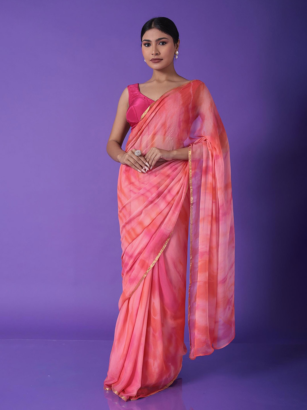 

ZARI Tie and Dye Zari Pure Chiffon Saree, Pink