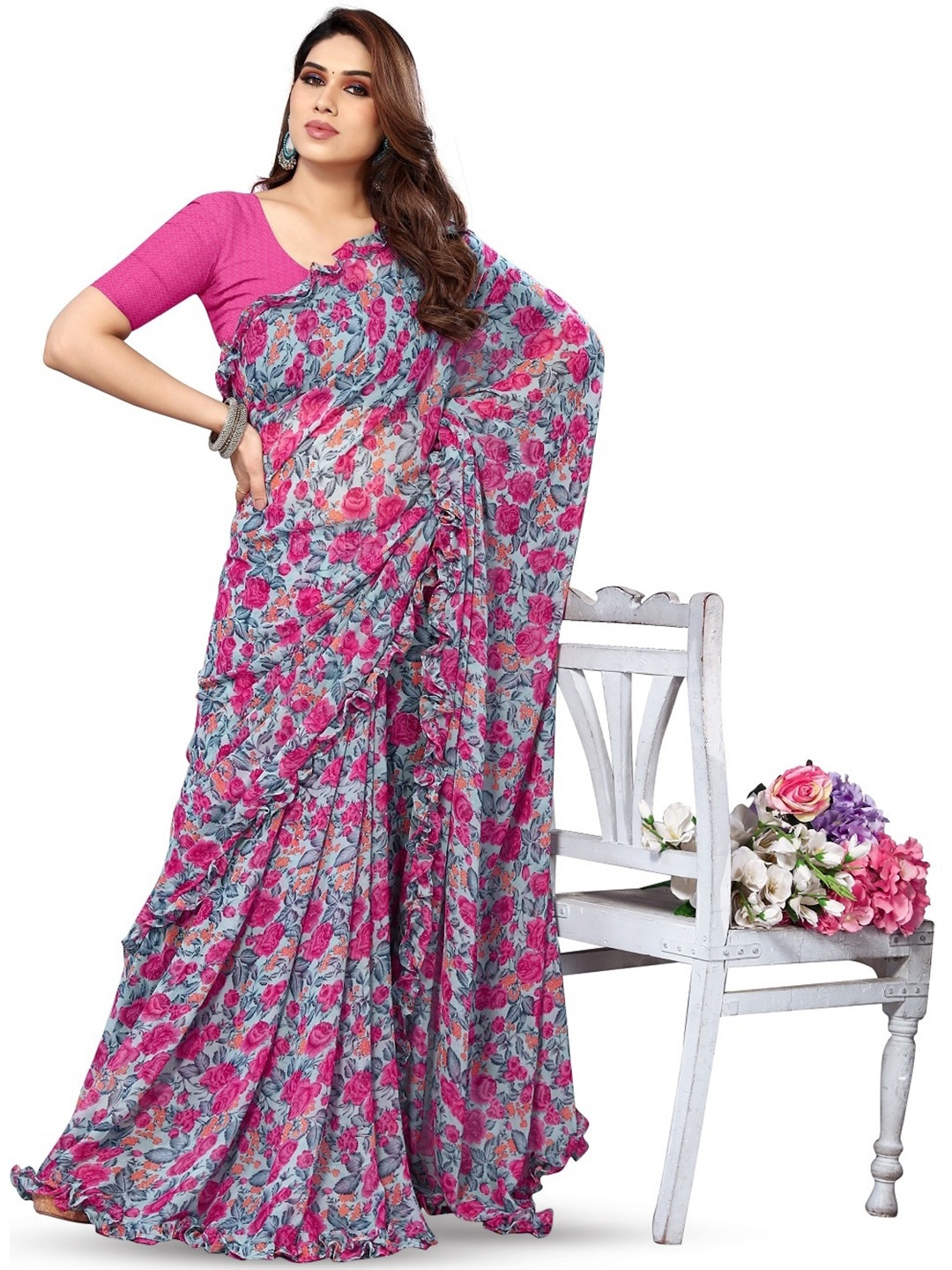 

ROOP SUNDARI SAREES Floral Printed Pure Georgette Saree, Grey