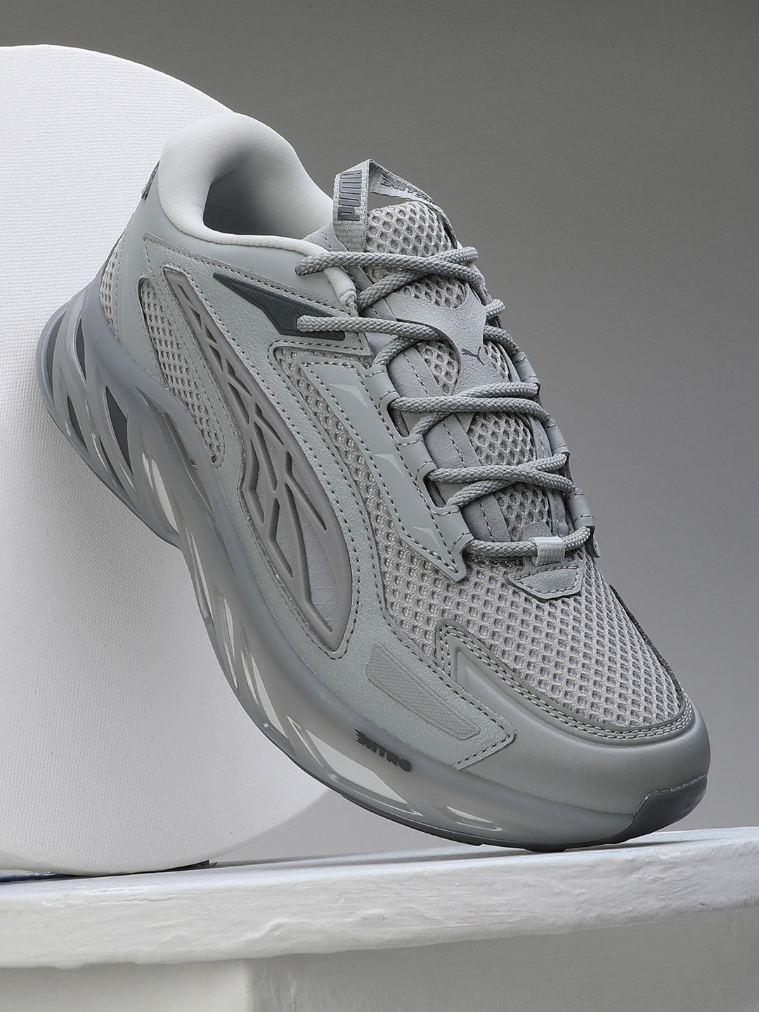 

Puma Unisex Exotek NITRO Base Sneakers, Grey