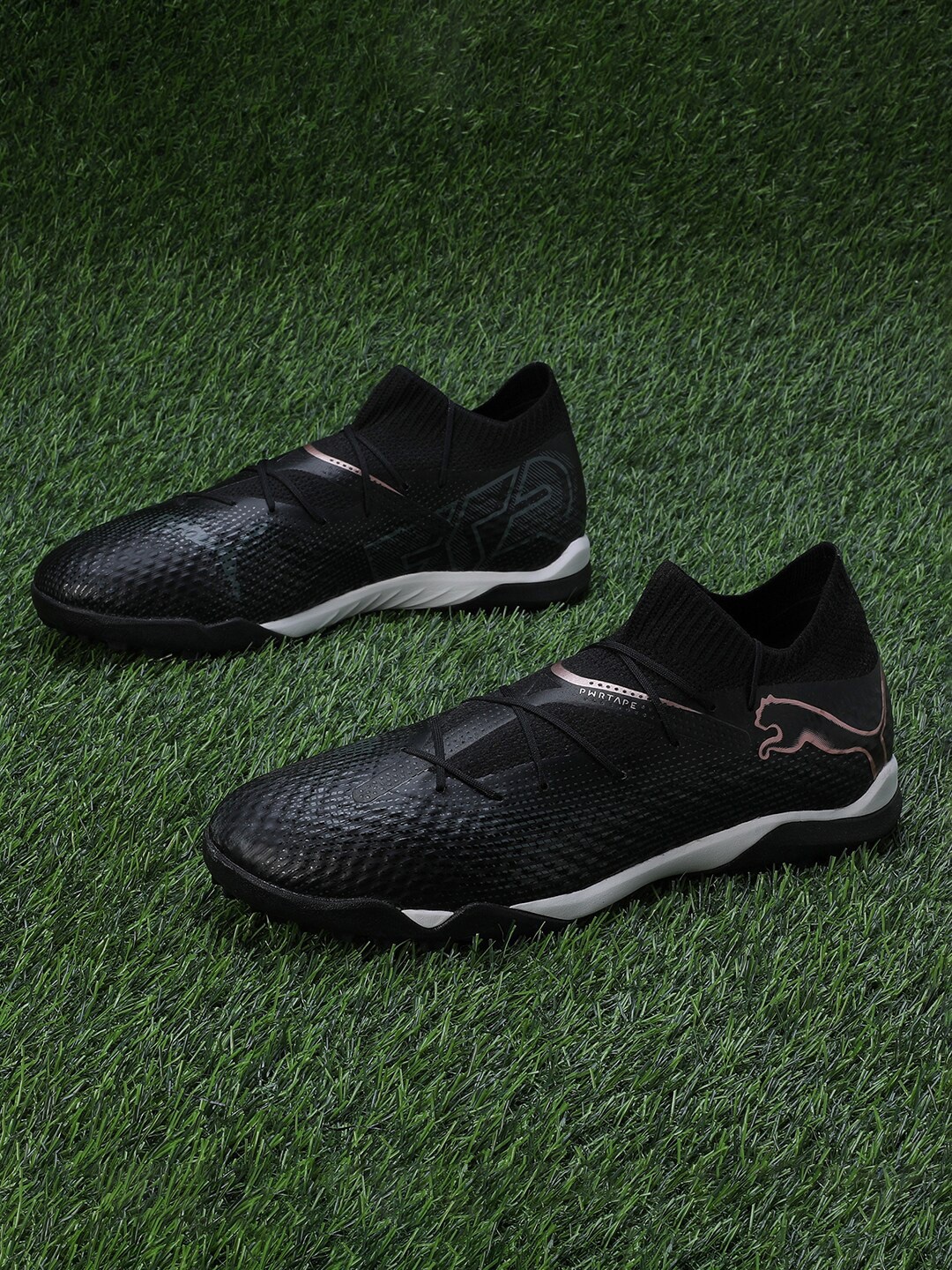 

Puma Men FUTURE 7 Pro Cage Football Shoes, Black