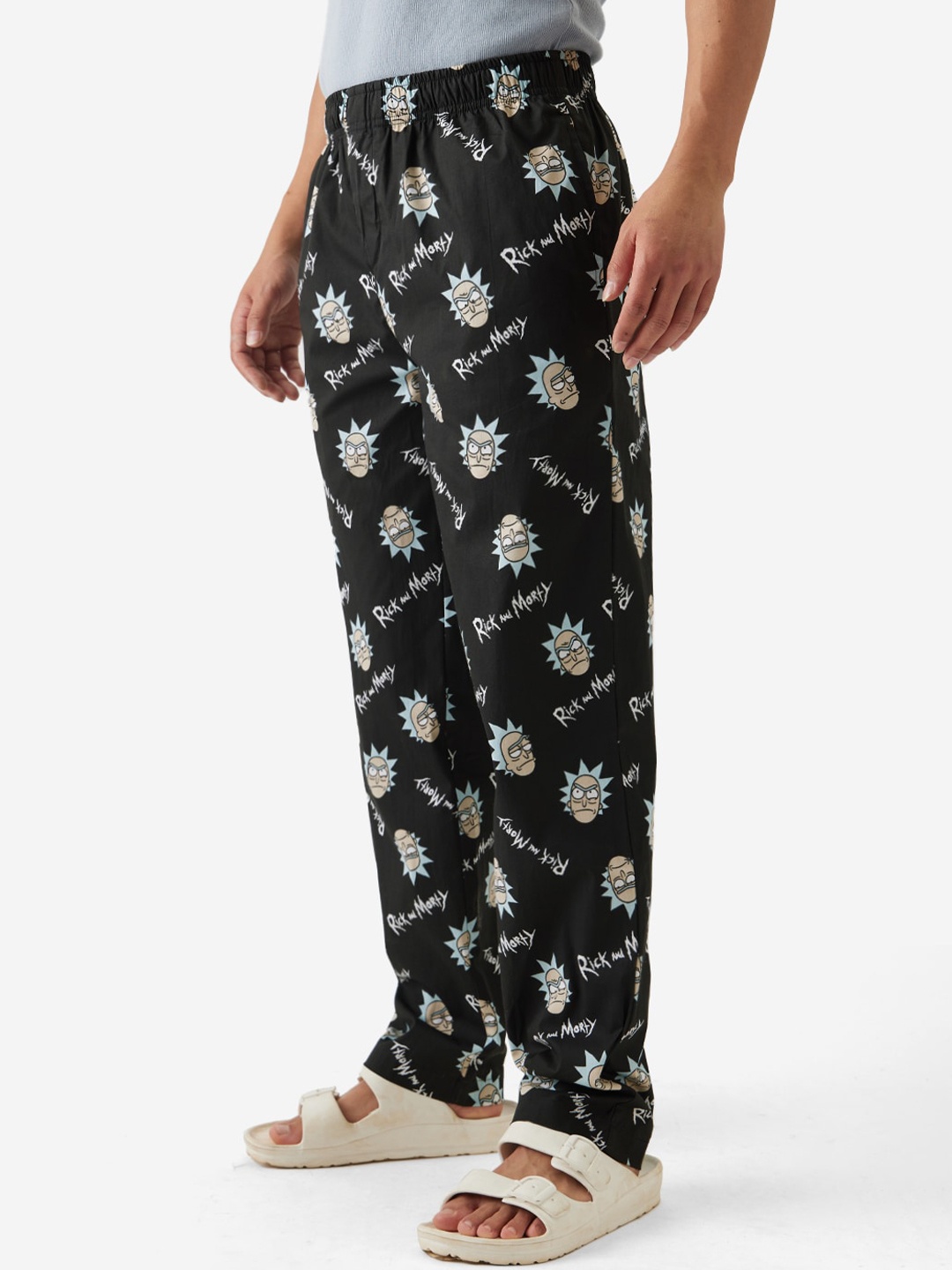 

The Souled Store Men Black Rick & Morty Printed Mid-Rise Cotton Lounge Pants