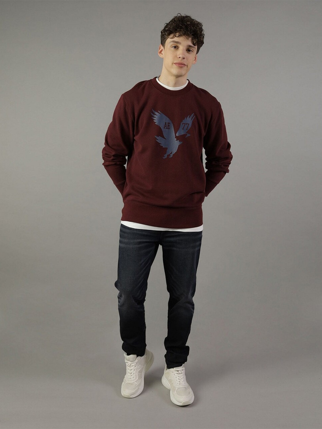 

AMERICAN EAGLE OUTFITTERS Graphic Printed Crew Neck Cotton Sweatshirt, Burgundy