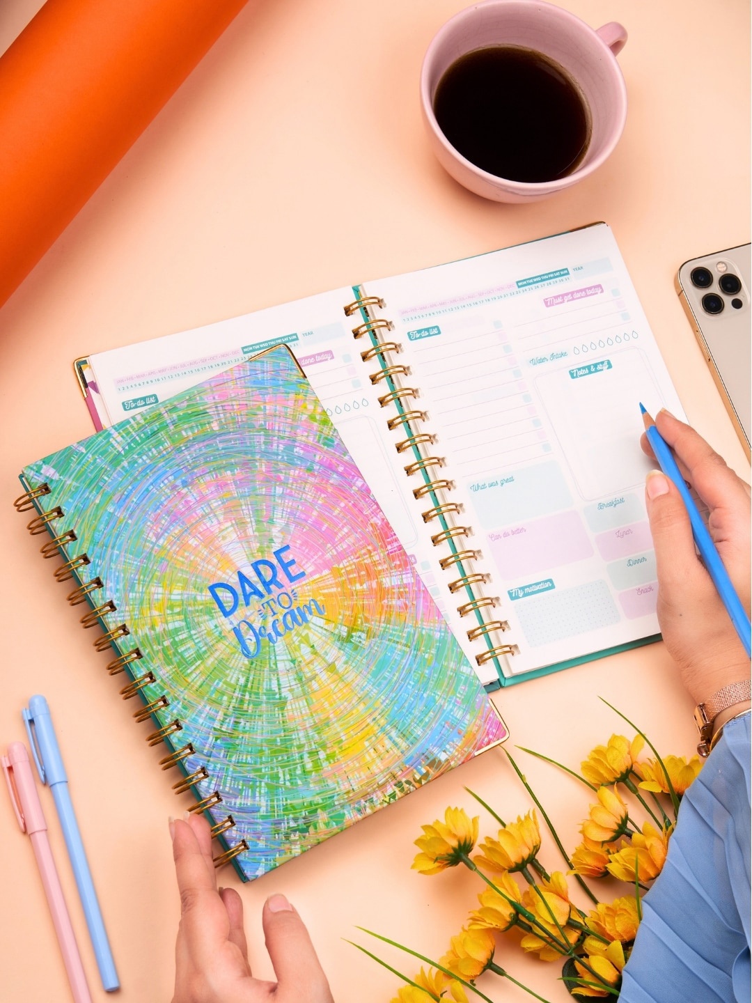 

Doodle Undated Wiro Hard Bound A5 Daily Planner With Metal Corner, Green