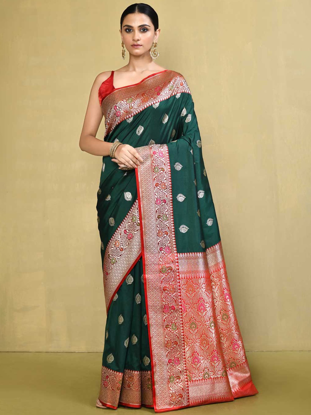

Rasm by Muskaan Floral Woven Design Zari Banarasi Saree, Green