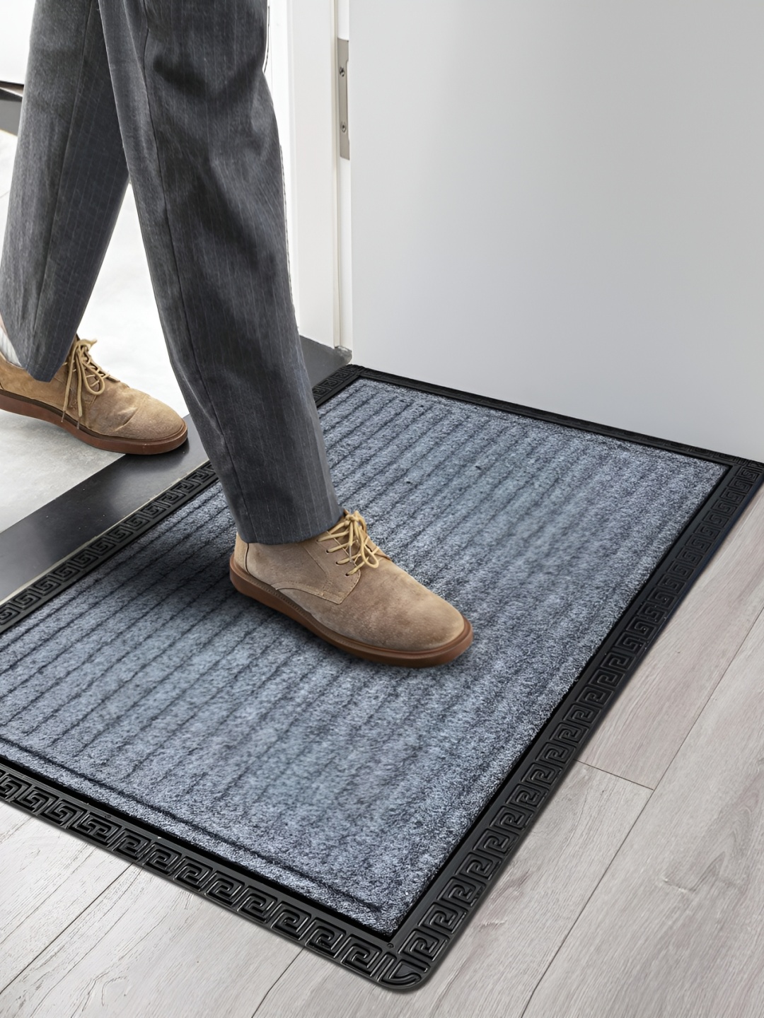 

Ultica Fab Grey Anti-Skid Comfort Doormat