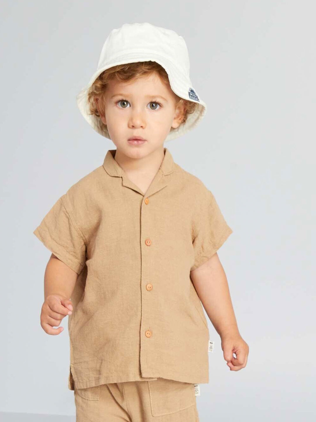 

KIABI Boys Lapel Collar Short Sleeves Casual Shirt, Beige