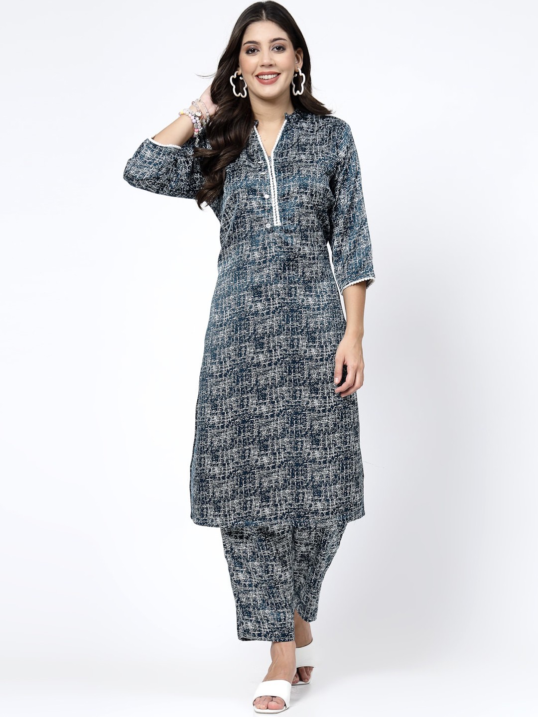 

KALINI Abstract Printed Mandarin Collar Thread Work Pure Cotton Straight Kurta, Teal